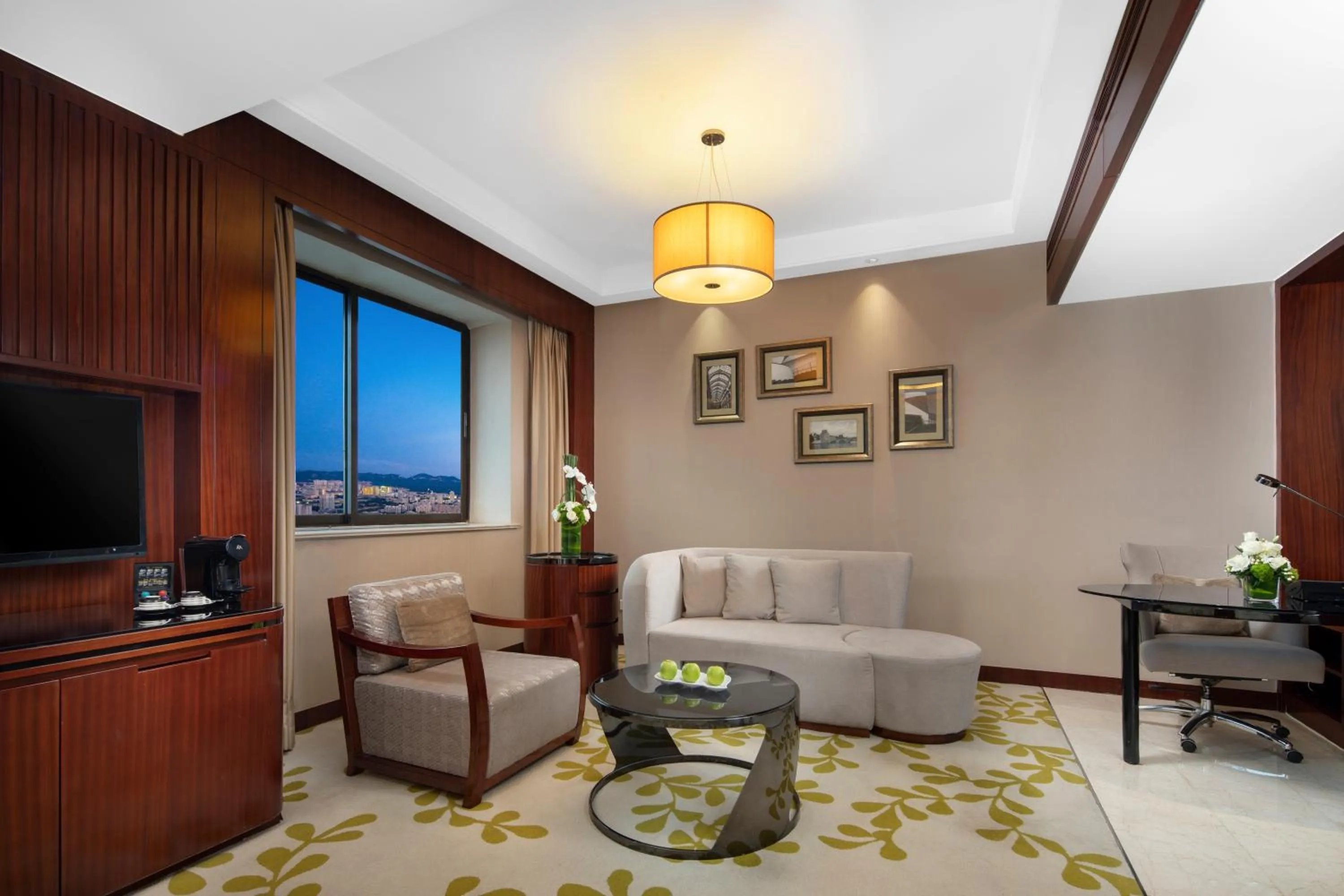 Living room, Seating Area in Sofitel Silver Plaza Jinan