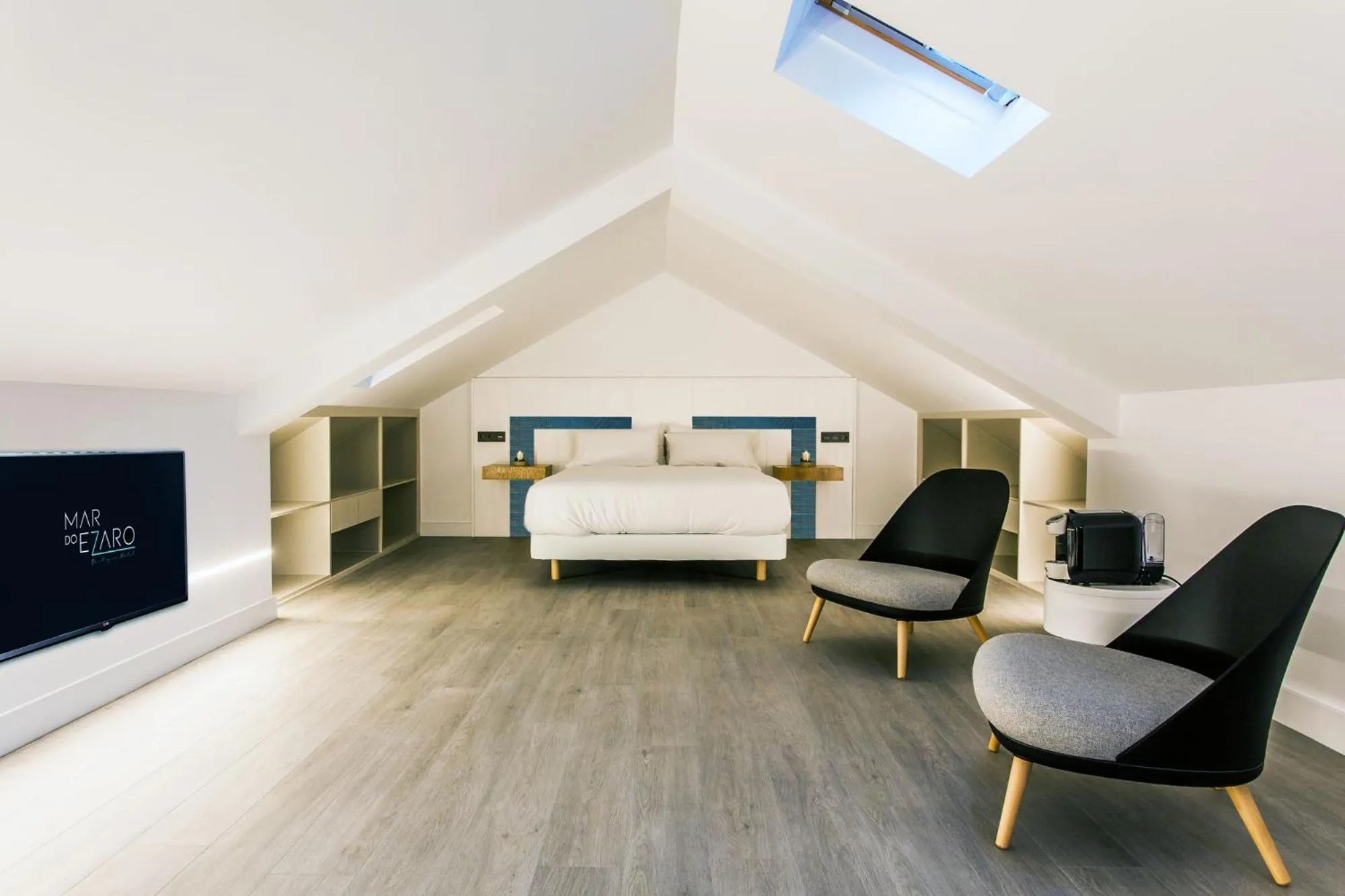 TV and multimedia, Bed in Mar do Ézaro - Boutique Hotel