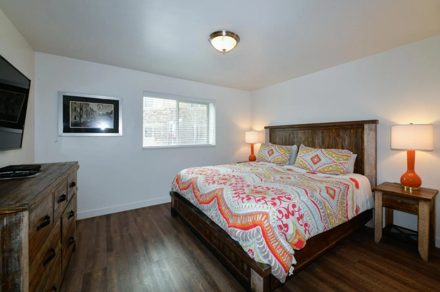 Bed in Moab Redcliff Condos Dean RE