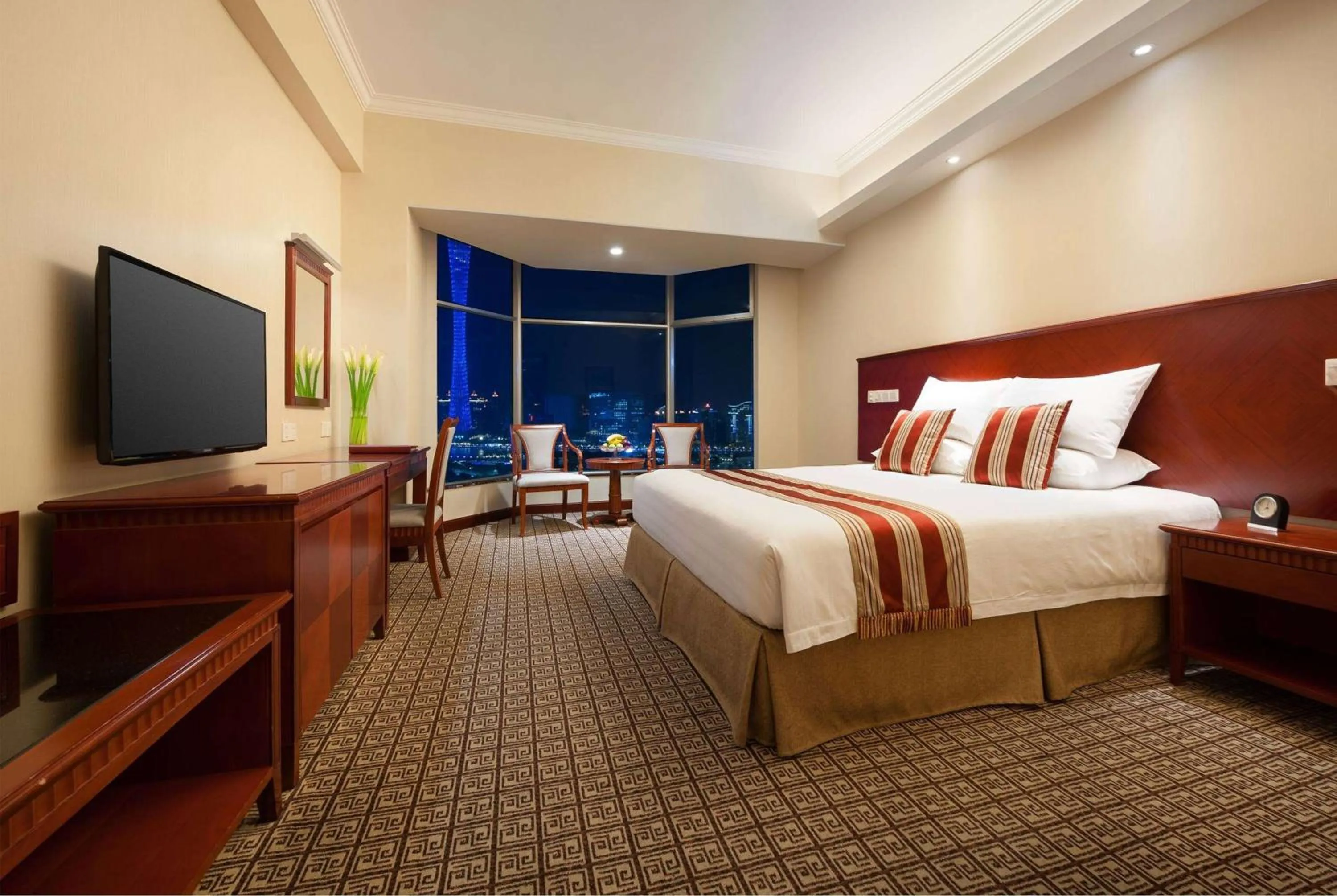 Photo of the whole room, Bed in Ramada by Wyndham Pearl Guangzhou