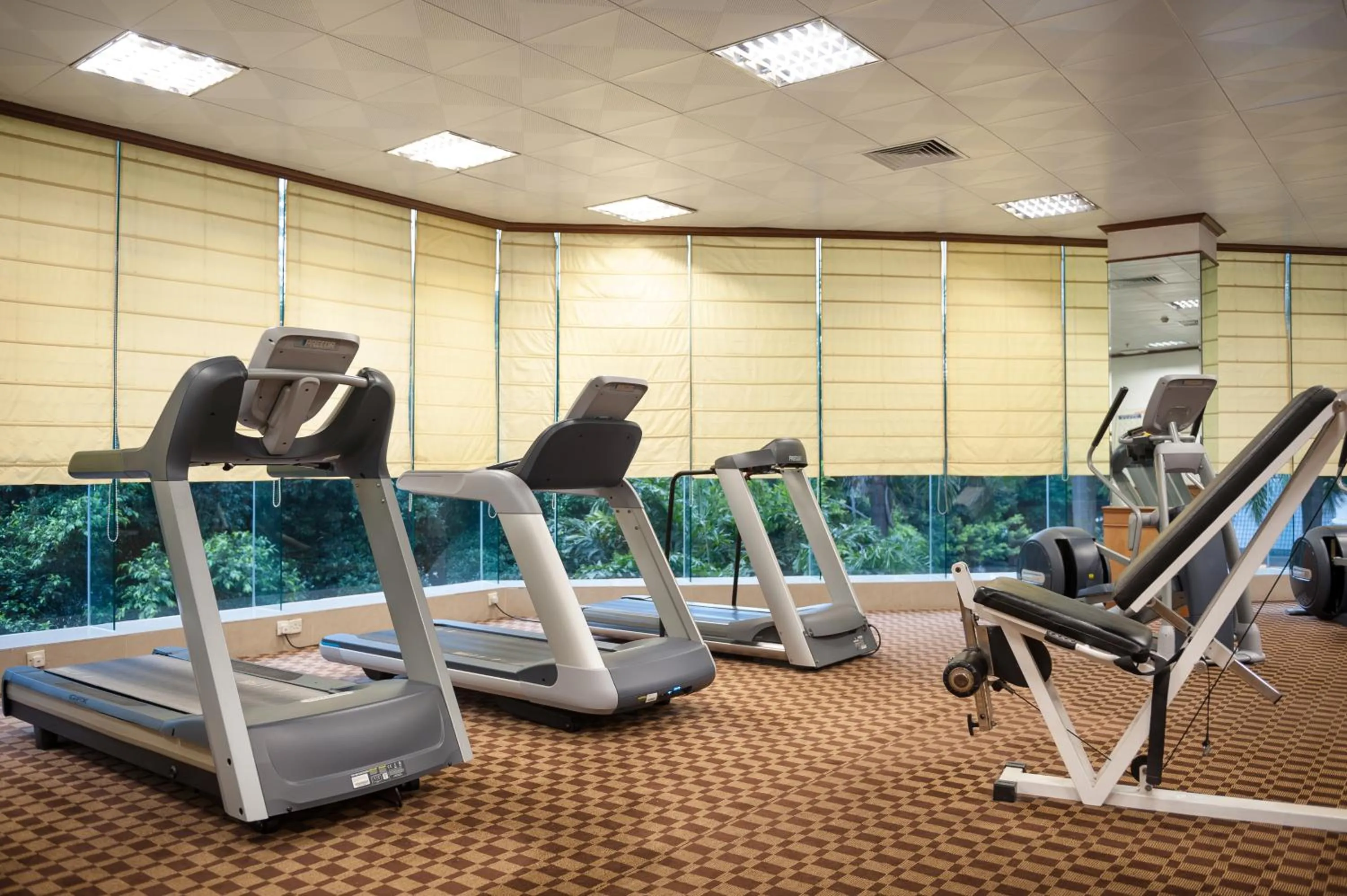 Fitness centre/facilities in Ramada by Wyndham Pearl Guangzhou