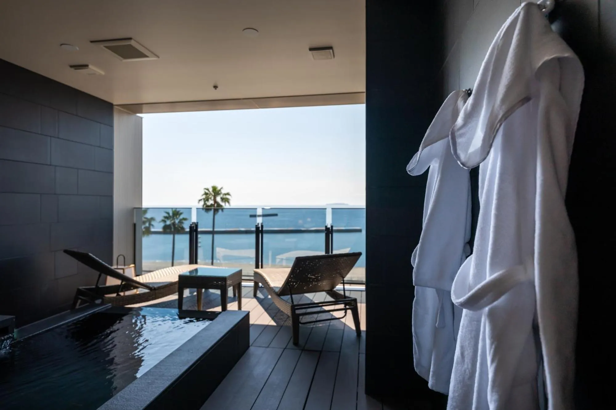 Balcony/Terrace in Pearl Star Hotel ATAMI