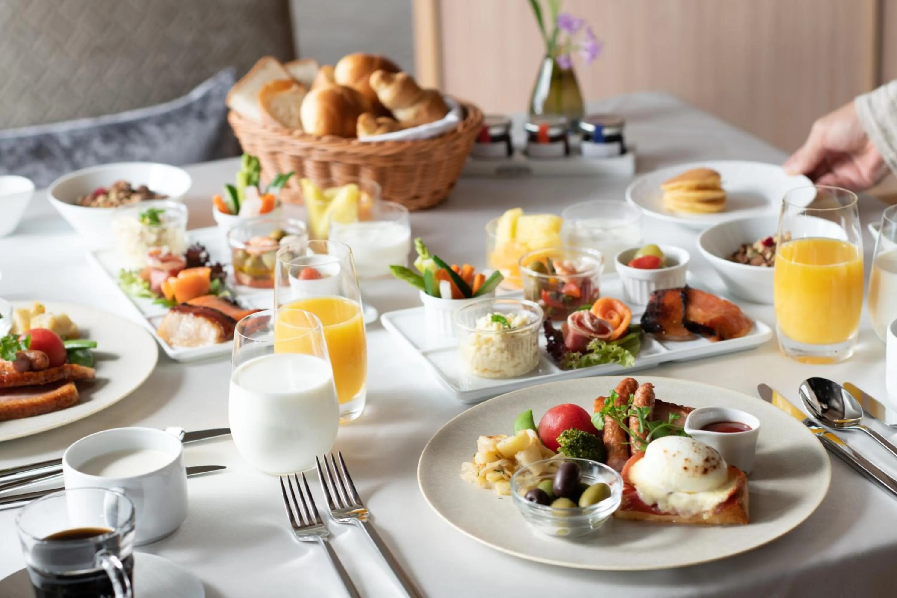 Breakfast in Pearl Star Hotel ATAMI