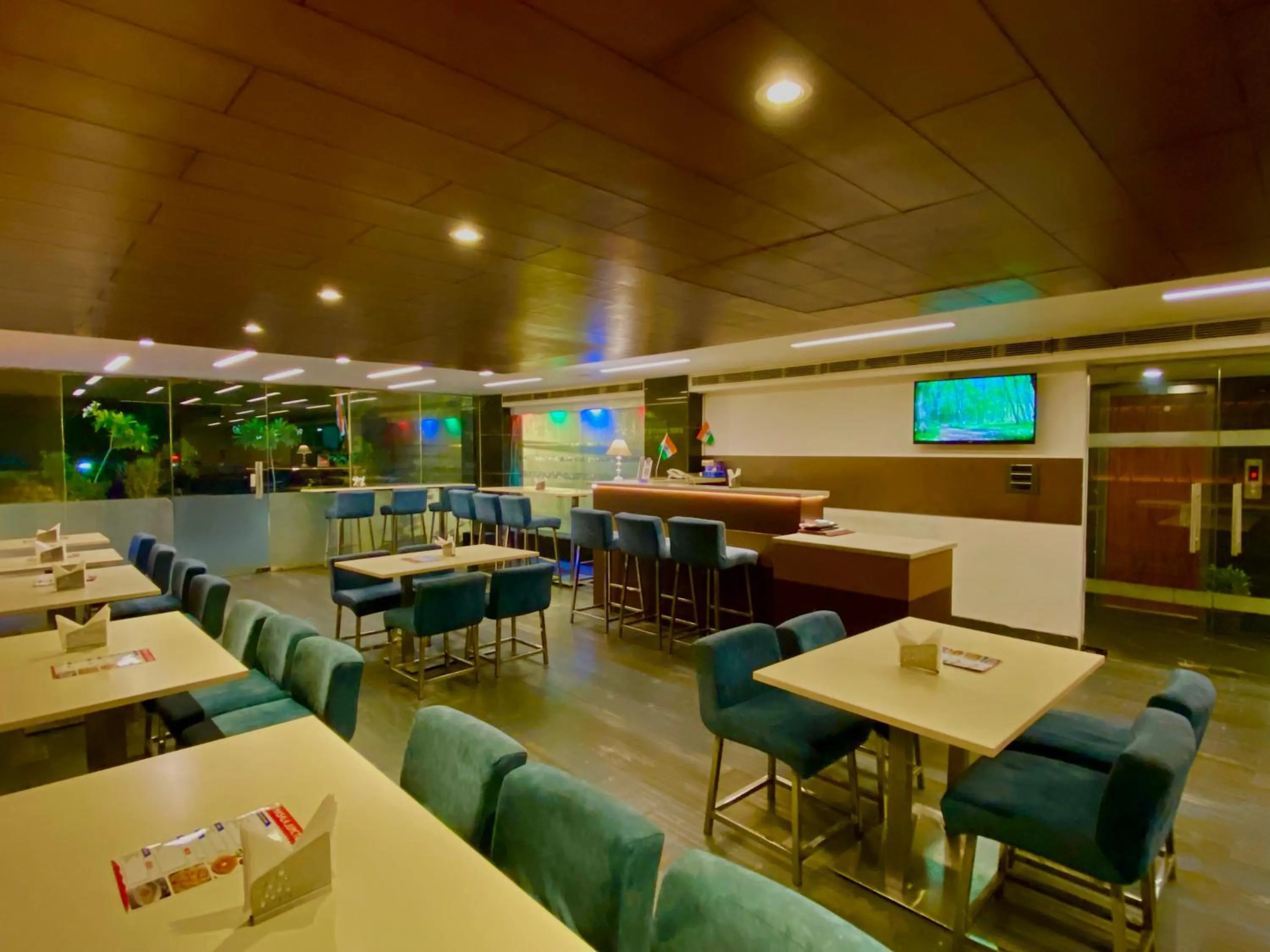 Restaurant/places to eat in Ace Iconic