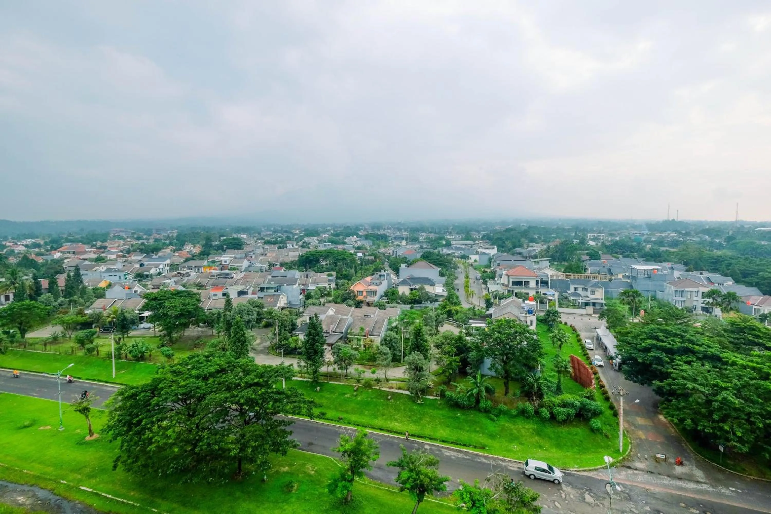 Property building in Homey Studio Apartment at Bogorienze By Travelio