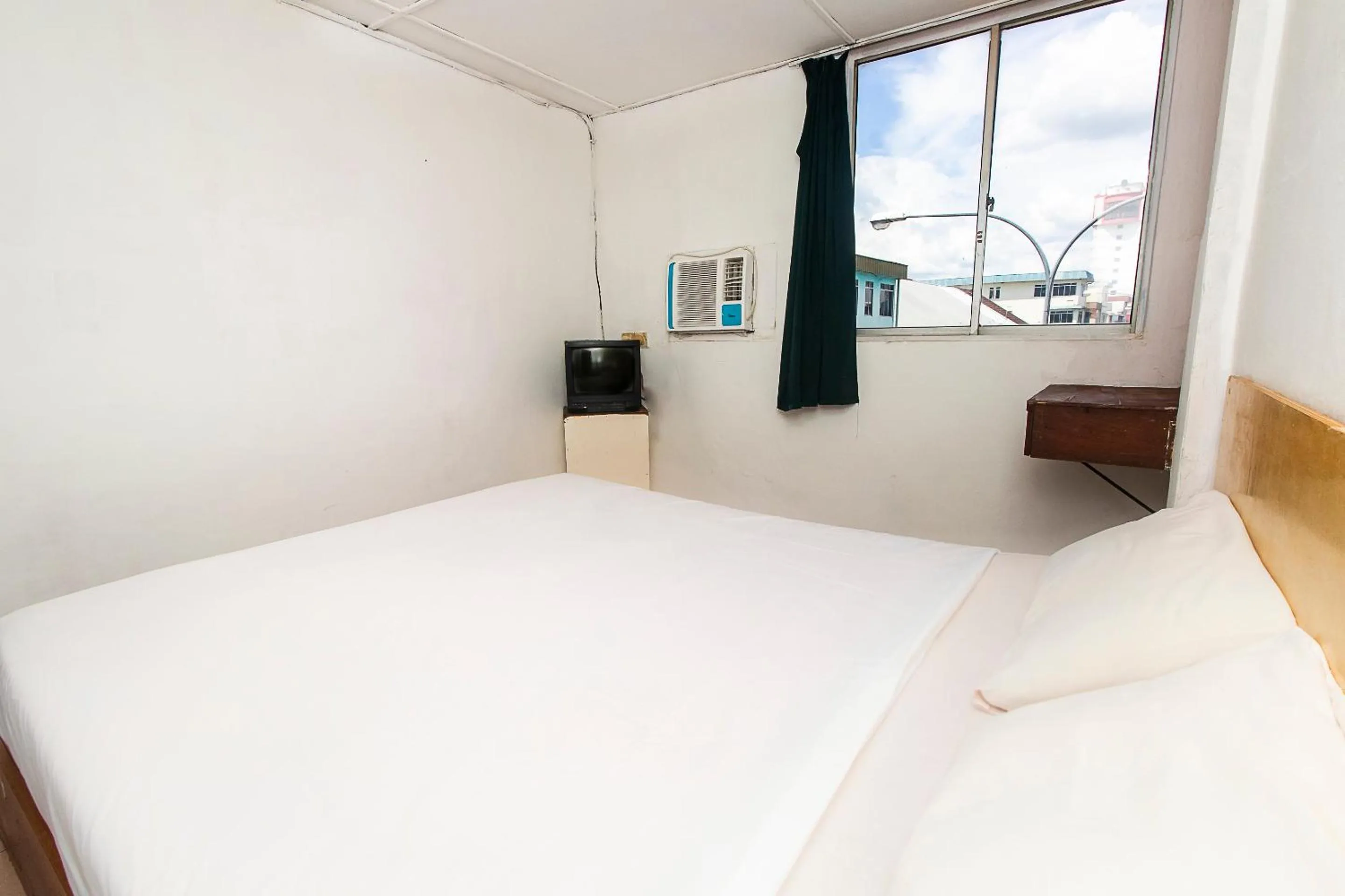 Bedroom, Bed in Hotel O Gold Star Hotel