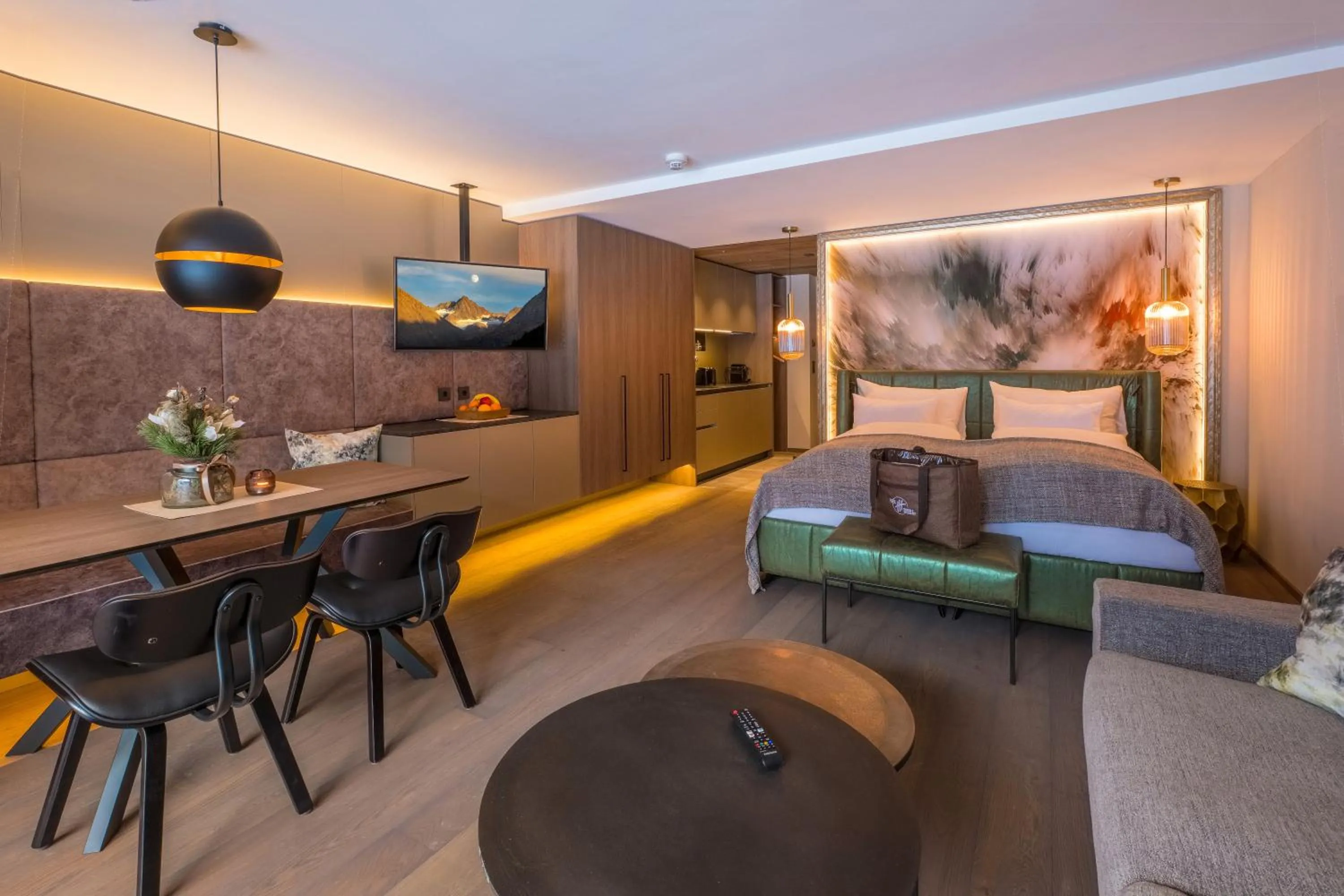 Bedroom in VIER Studios & Restaurant