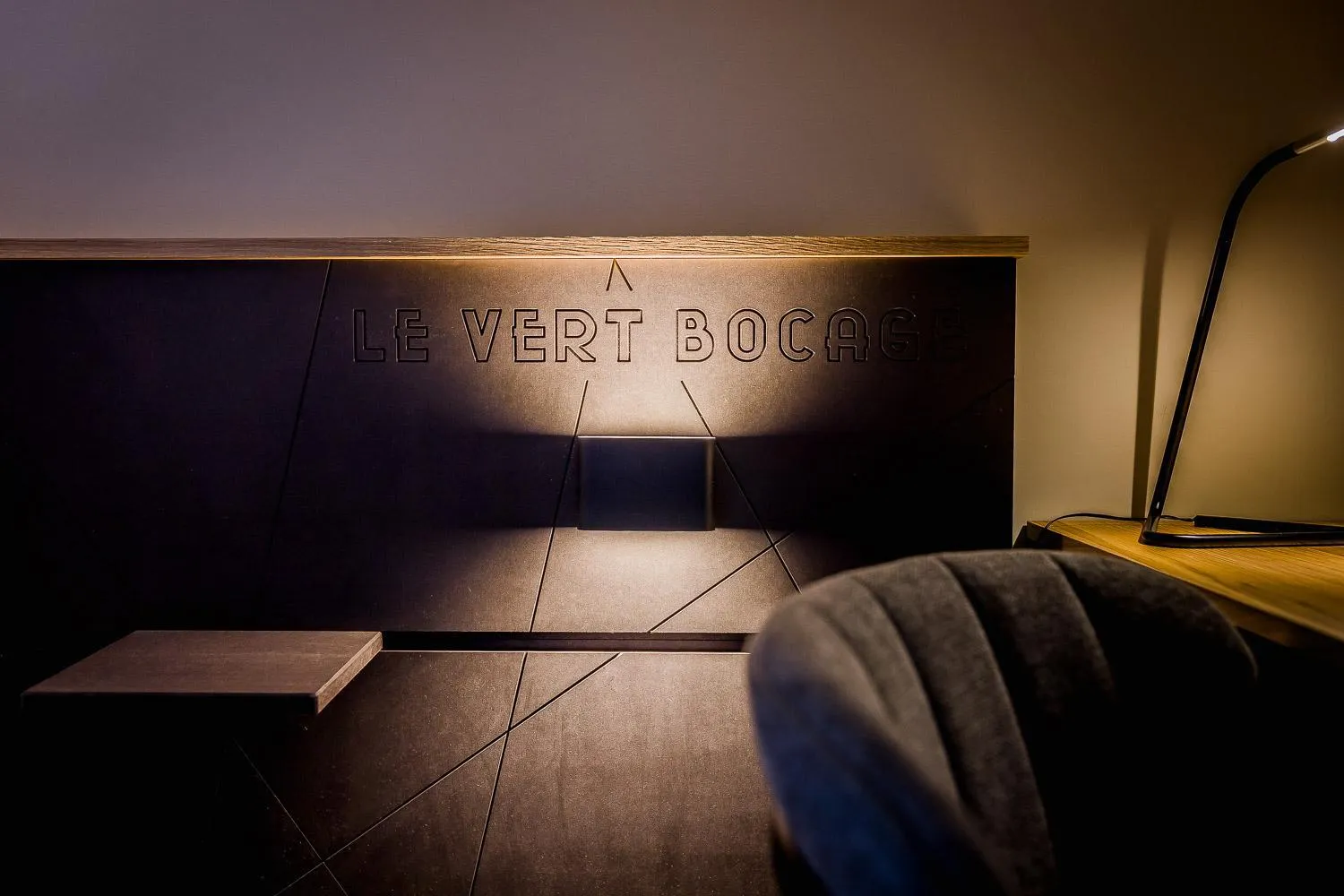 Seating area in Logis Hôtel & Restaurant Le Vert Bocage