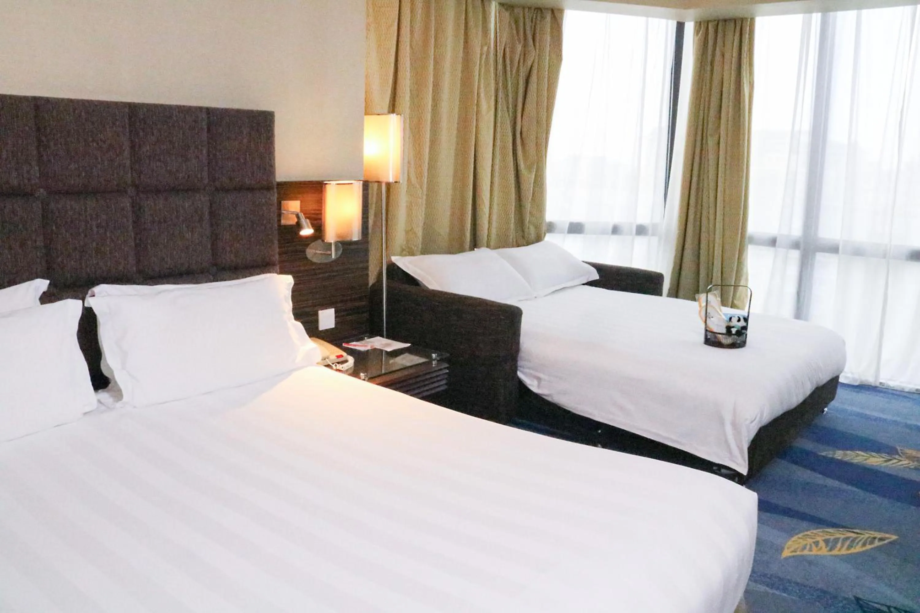 Bedroom, Bed in Novotel Beijing Peace