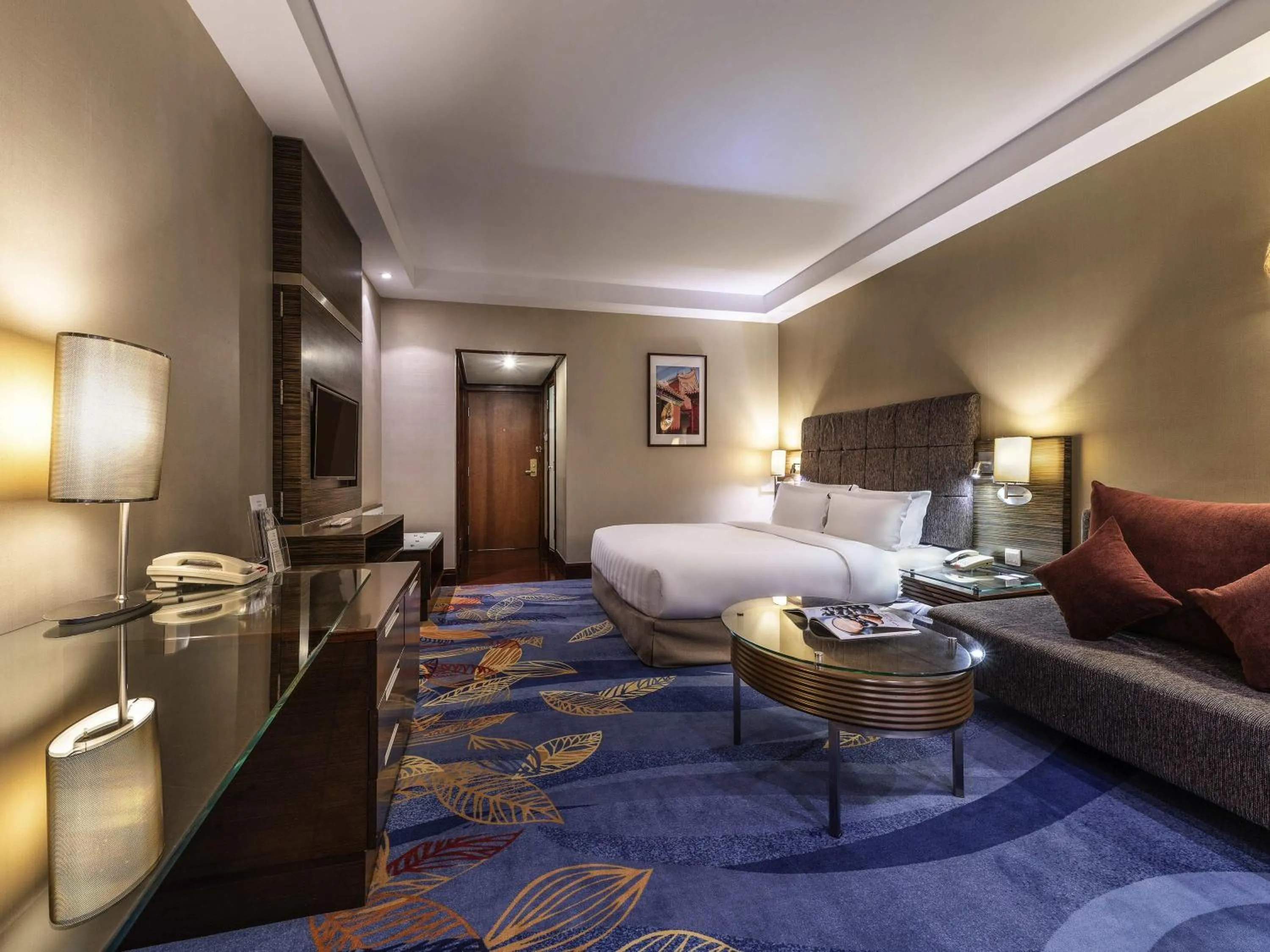 Bedroom, Bed in Novotel Beijing Peace