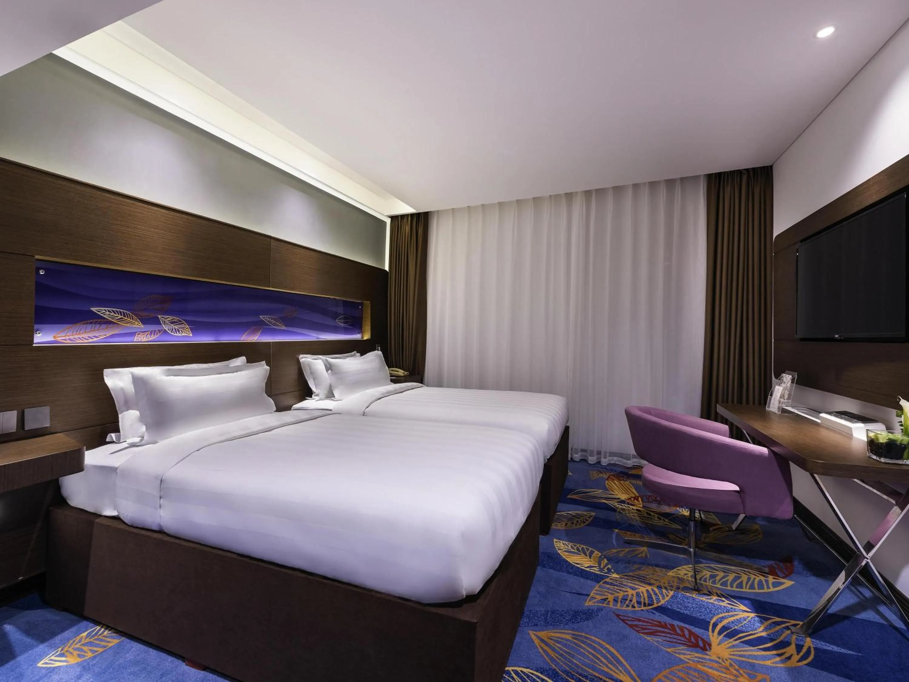 Bedroom, Bed in Novotel Beijing Peace