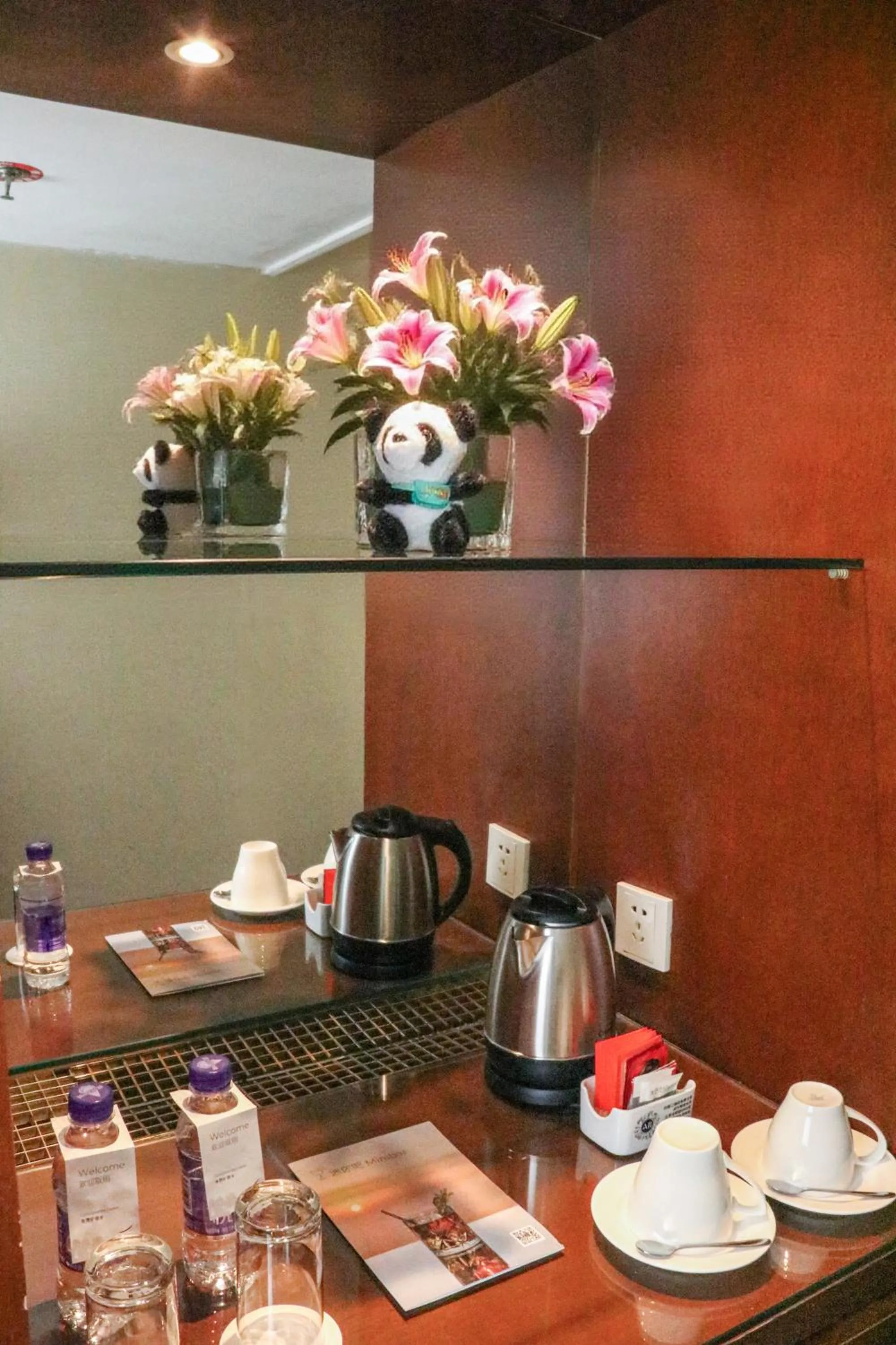 Coffee/tea facilities in Novotel Beijing Peace