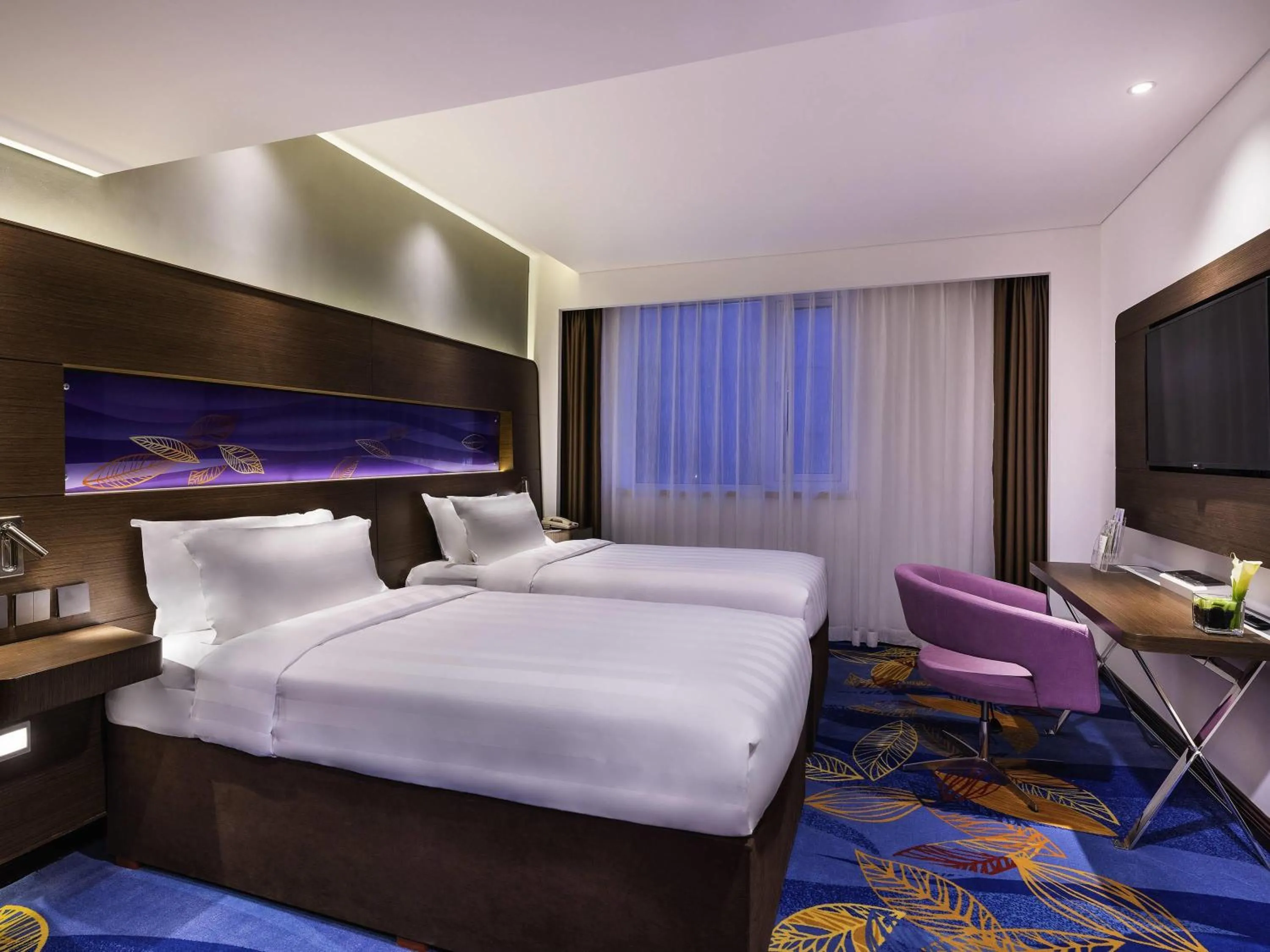 Bedroom, Bed in Novotel Beijing Peace