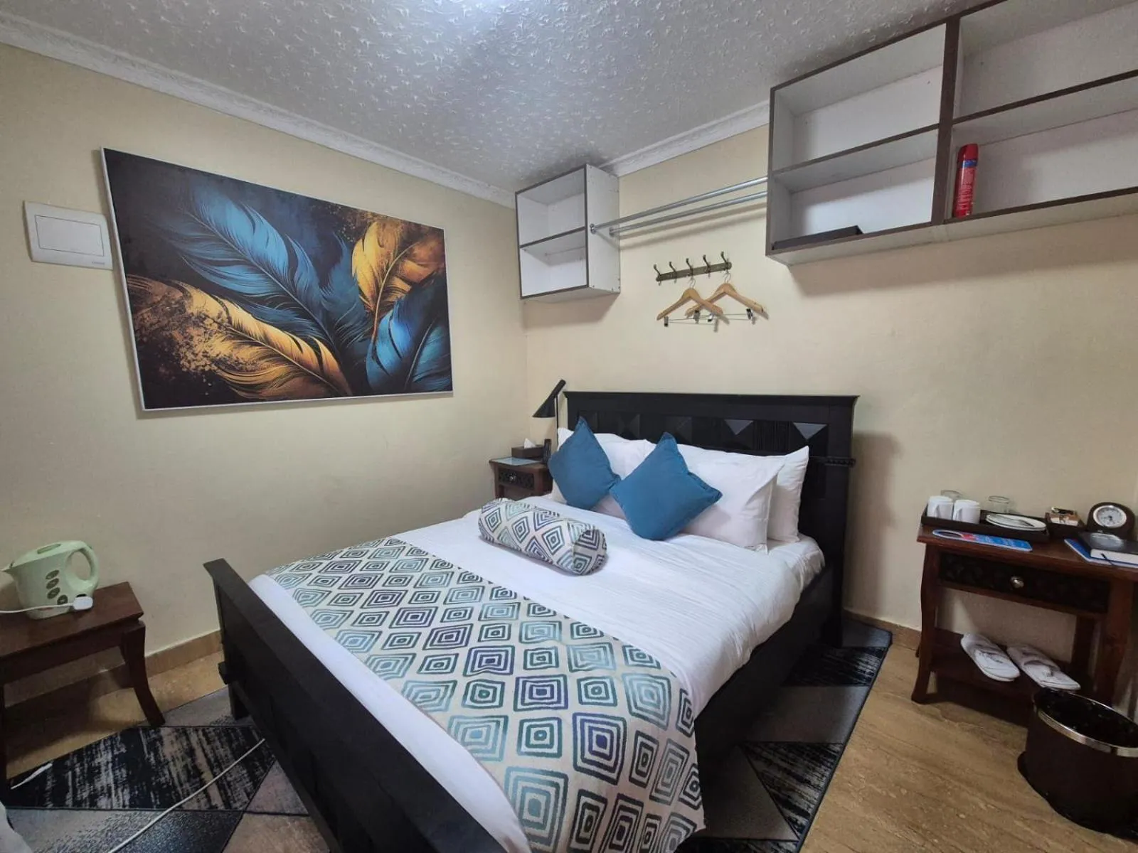 Photo of the whole room, Bed in Asyana Gardens