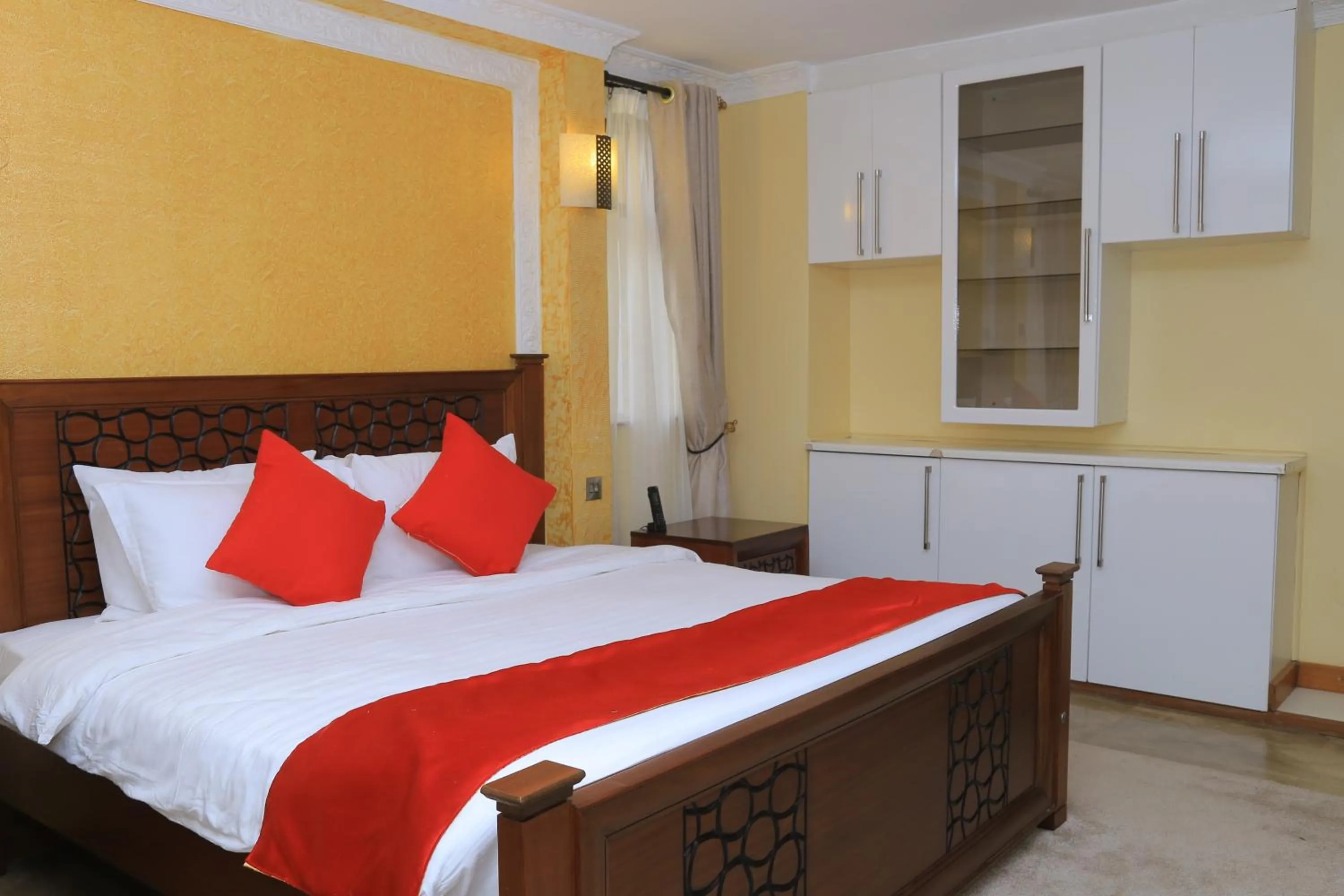 Bed in Asyana Gardens