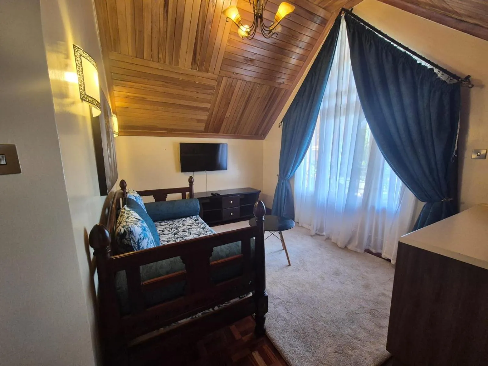 Seating area in Asyana Gardens