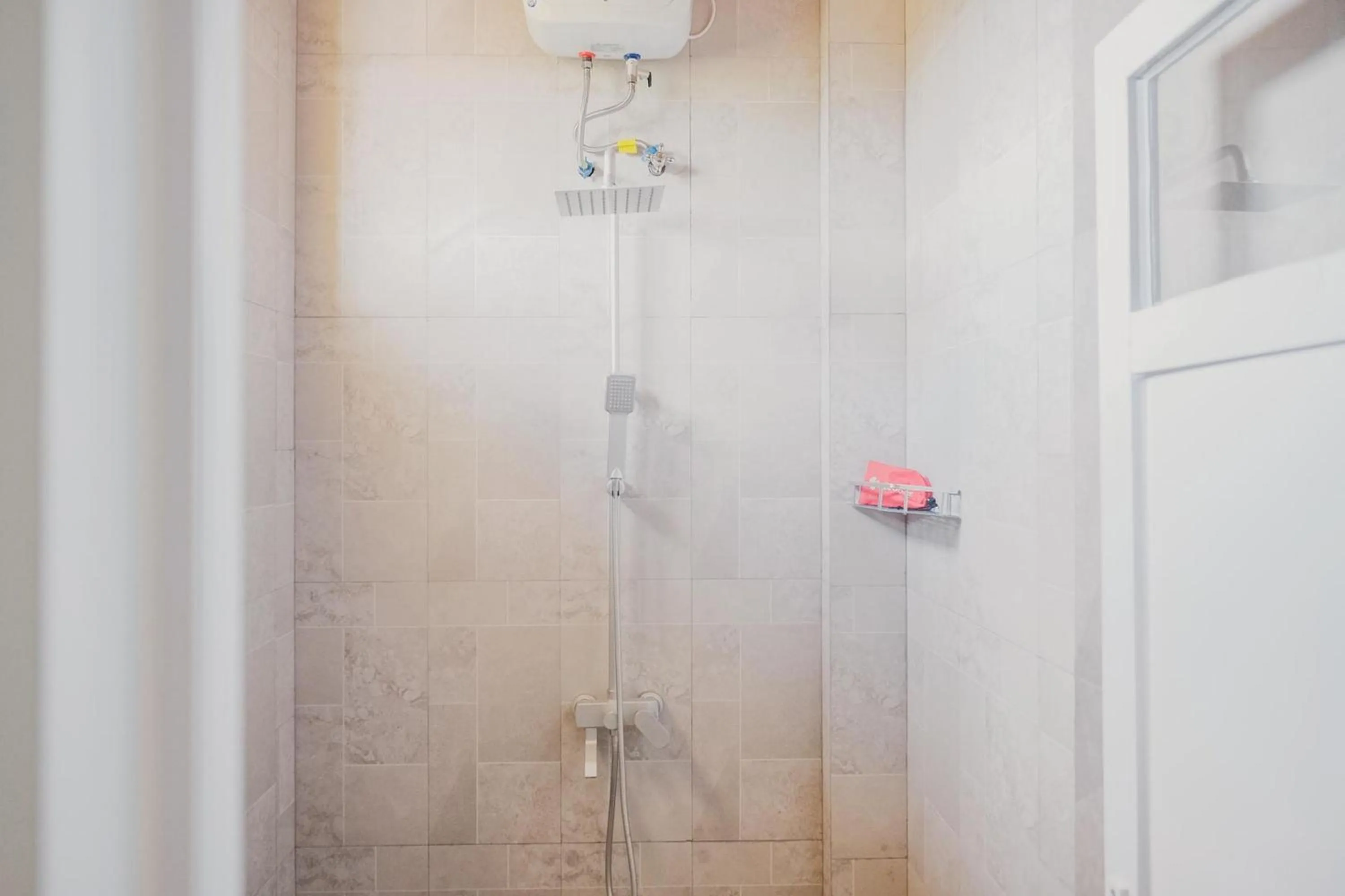 RedDoorz @ Jalan Pangeran Antasari Lampung 2