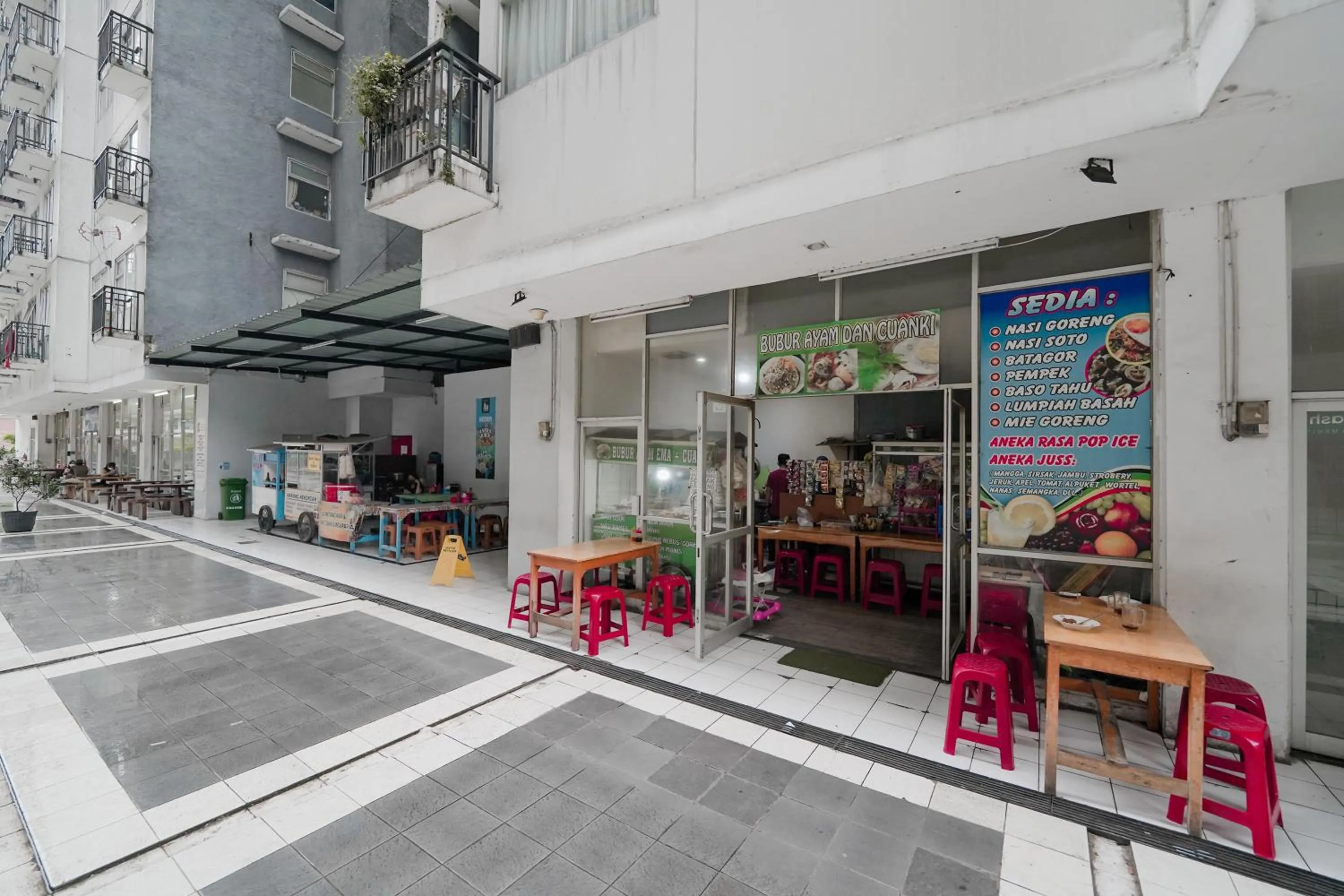 Property building in The Jarrdin by Bethania Pro