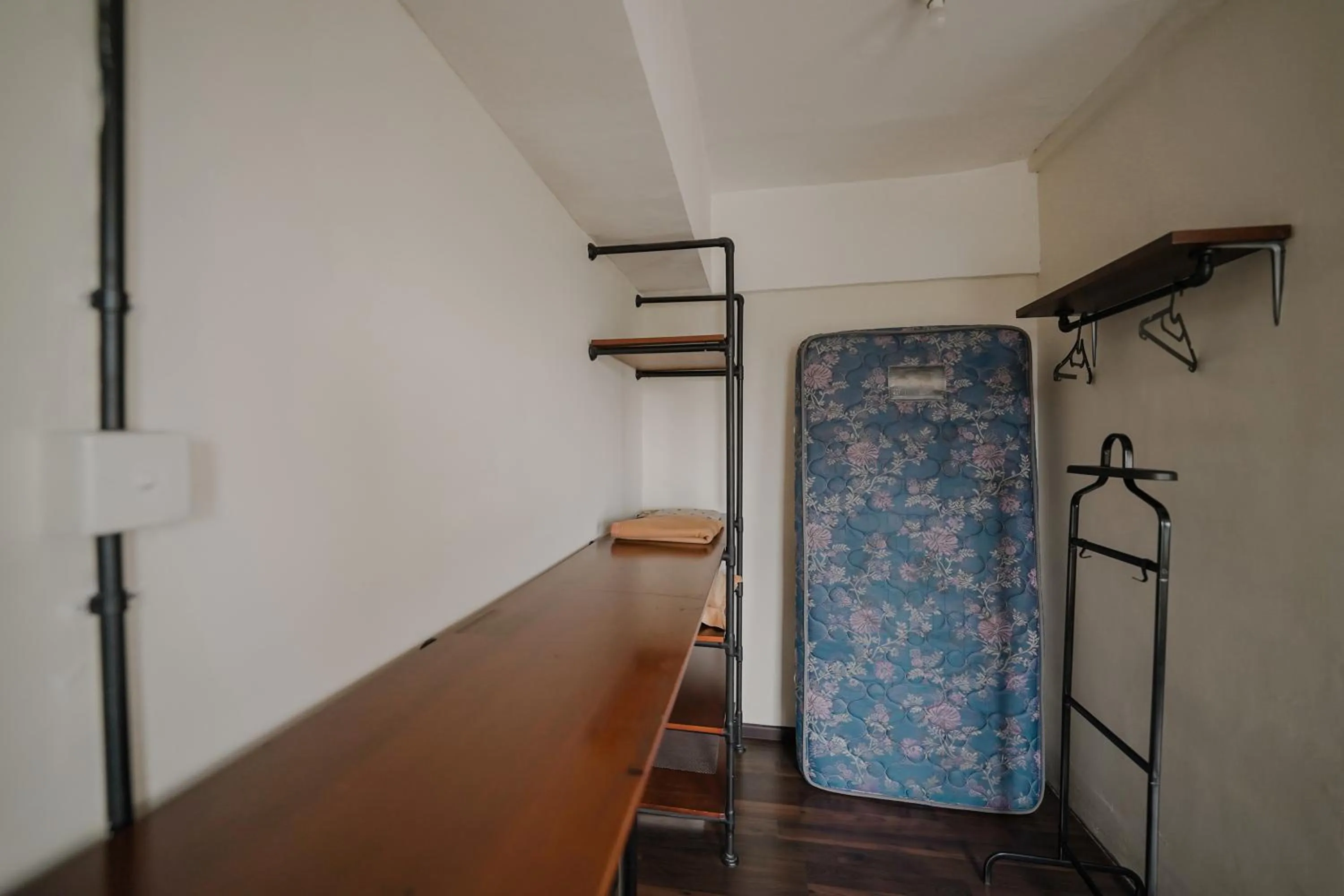 Photo of the whole room in The Jarrdin by Bethania Pro