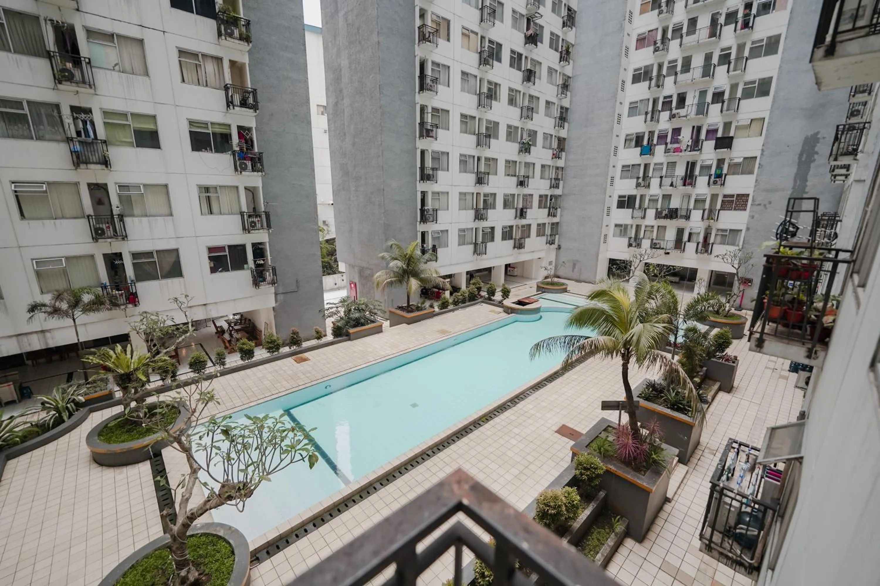 Pool view in The Jarrdin by Bethania Pro