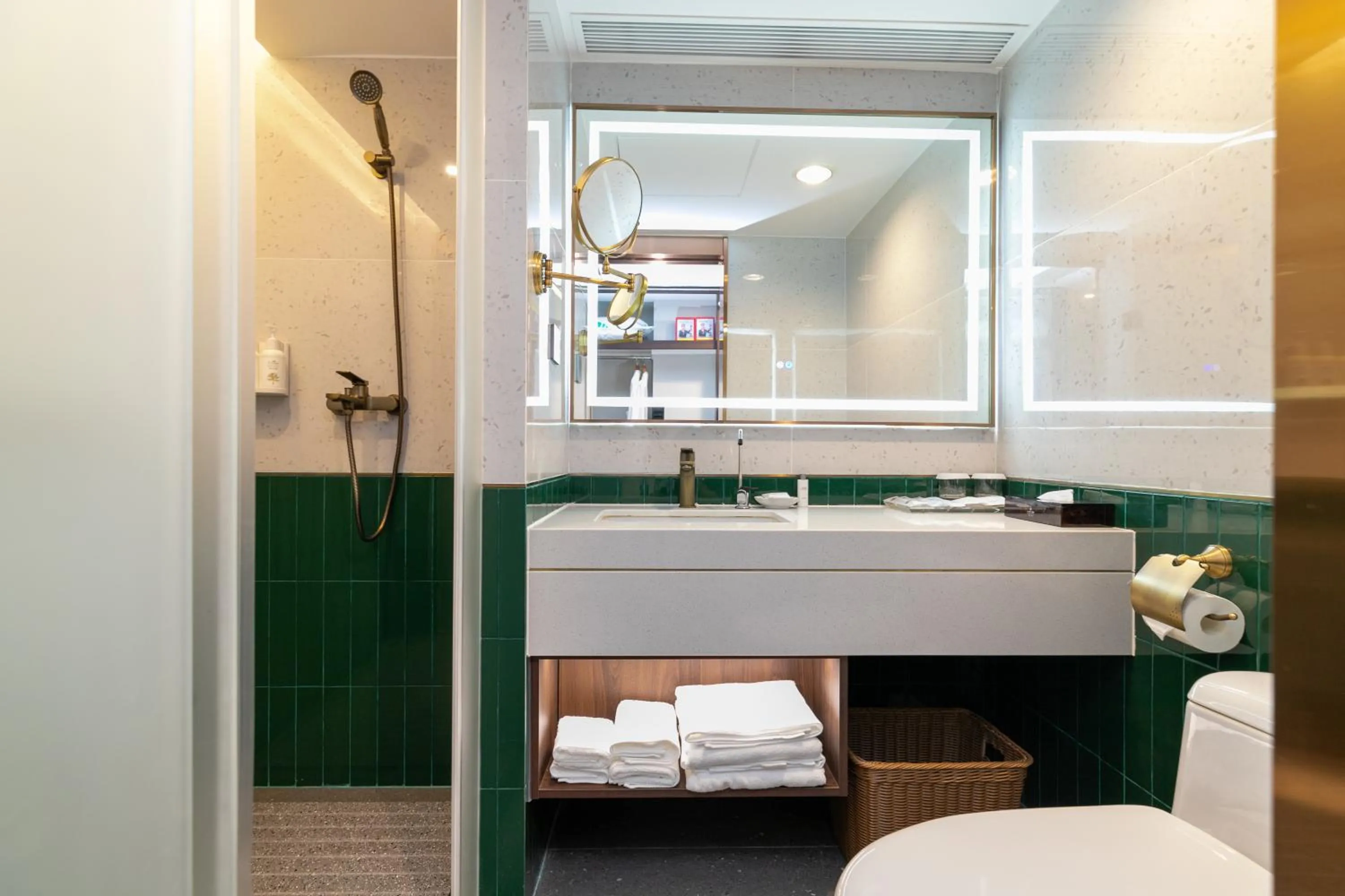 Toilet in Guangdong Victory Hotel