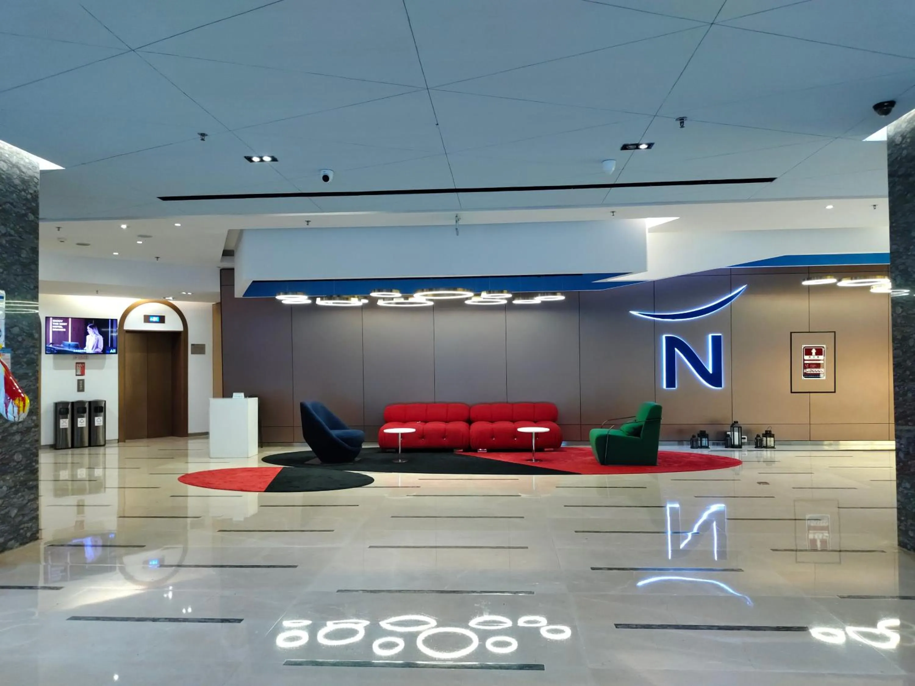 Lobby or reception in Shenzhen Novotel Watergate