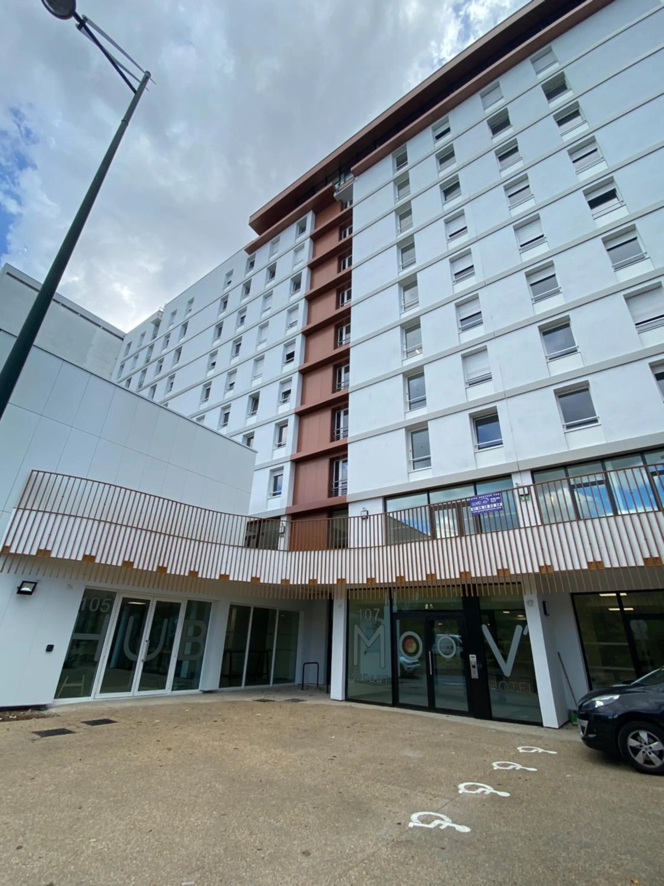 Property building in Moov'Appart Hotel Clichy