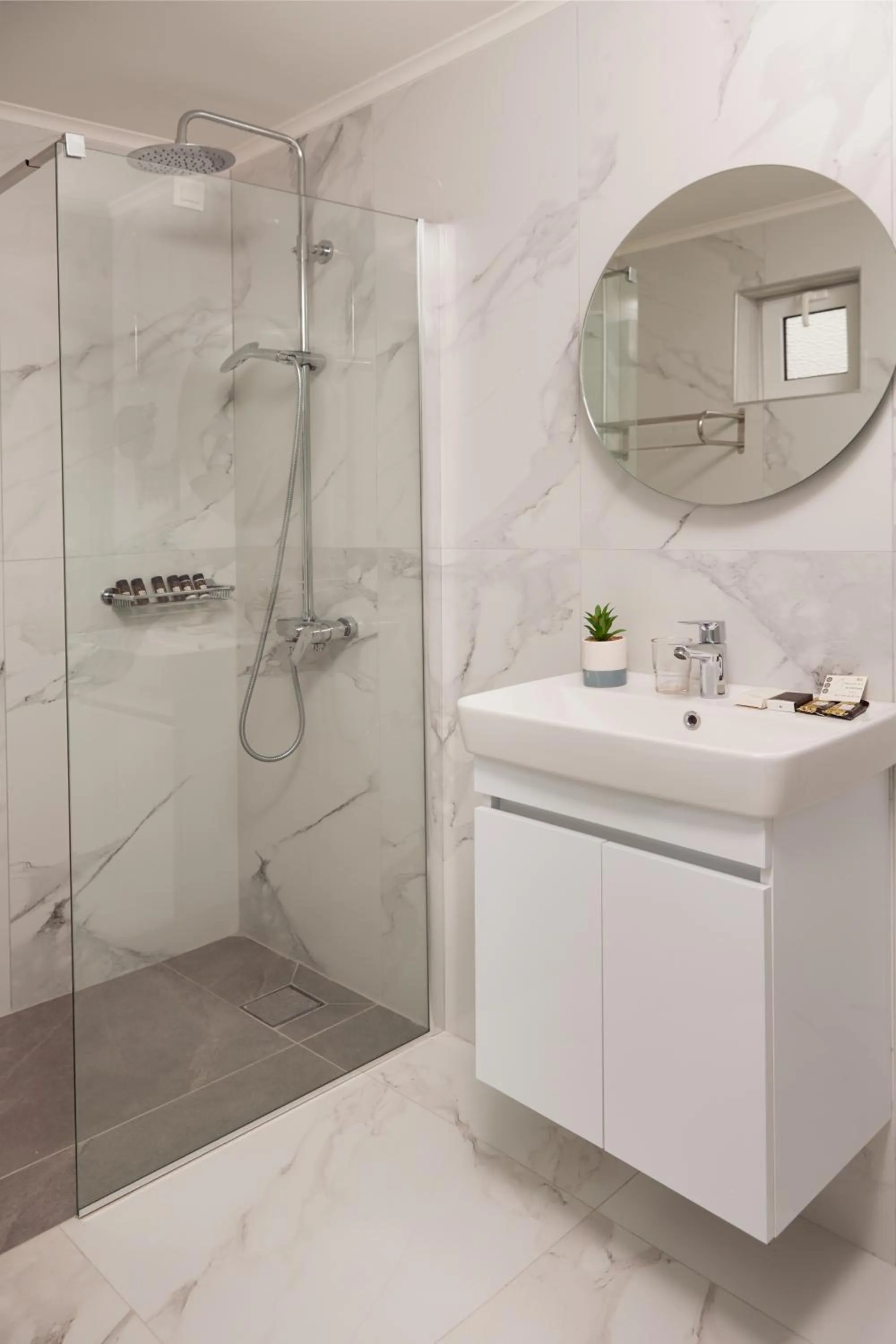 Property building in Amnissos Residence