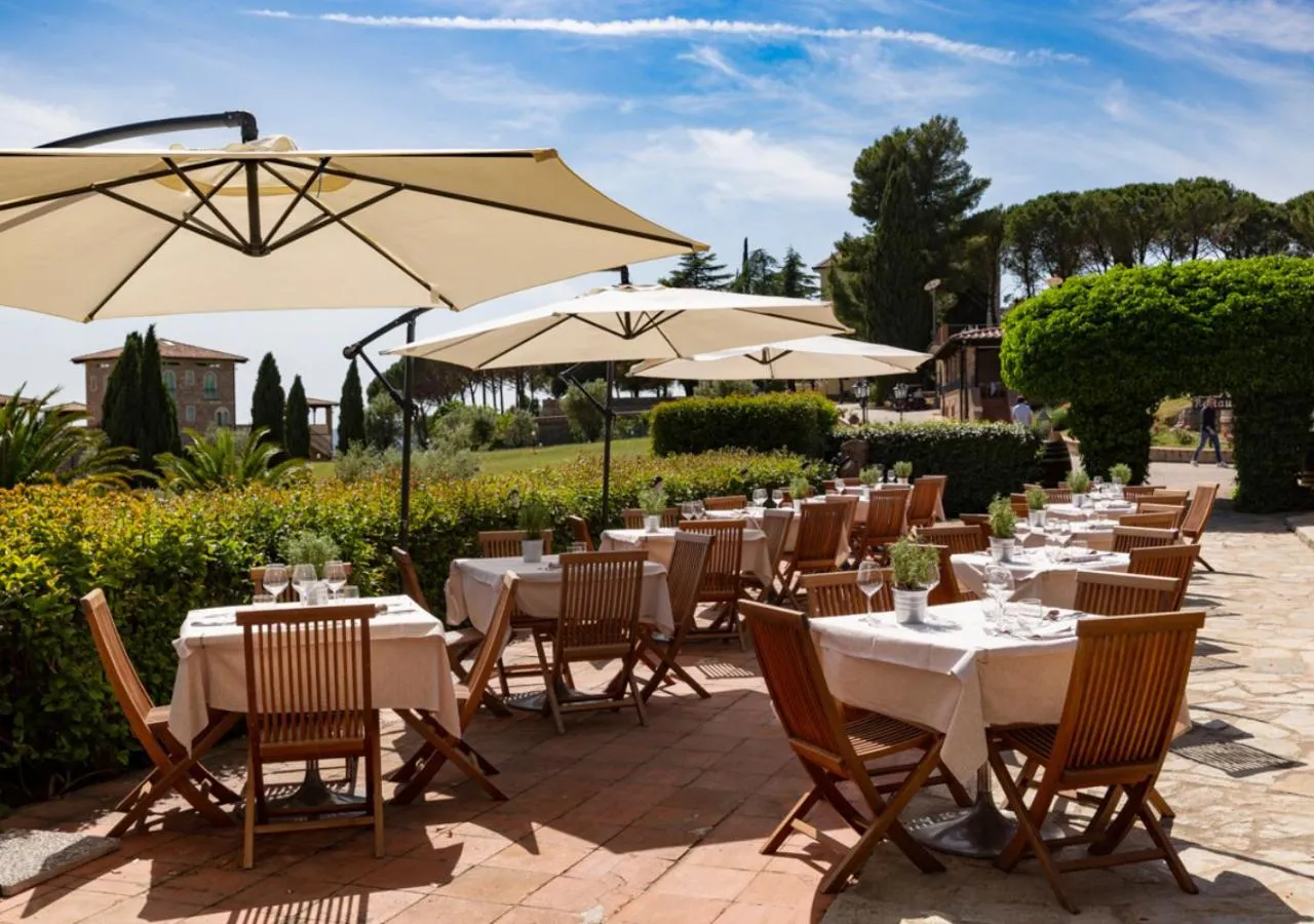 Restaurant/places to eat in Palazzo Vittoria