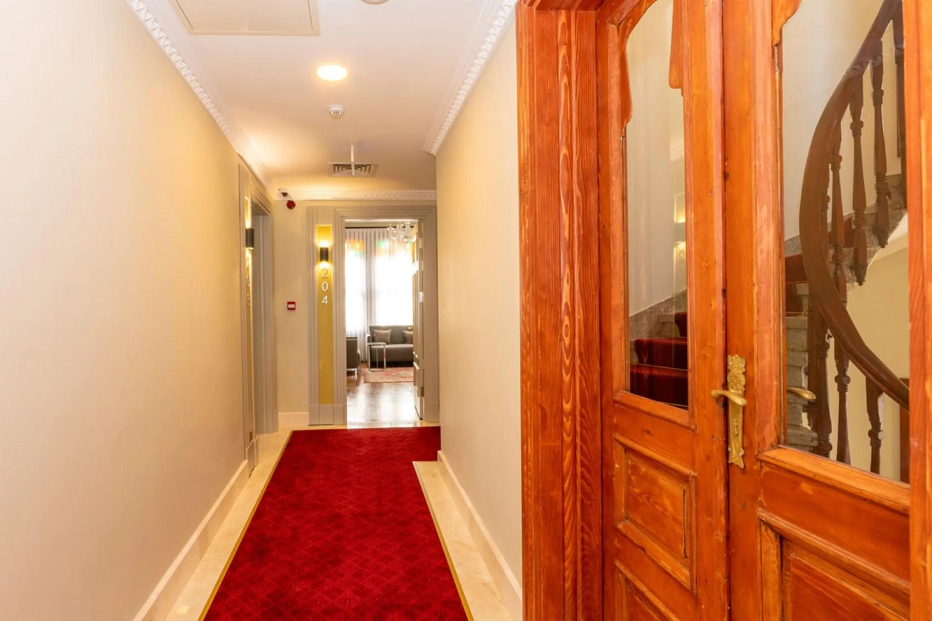 Property building in Blue Gilroy Hotel