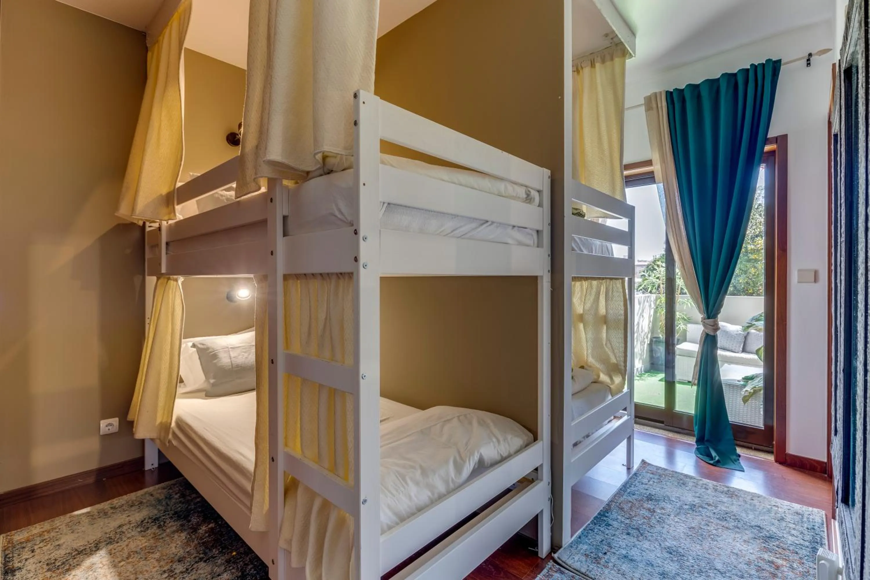 Bed in Garden in Town Hostel