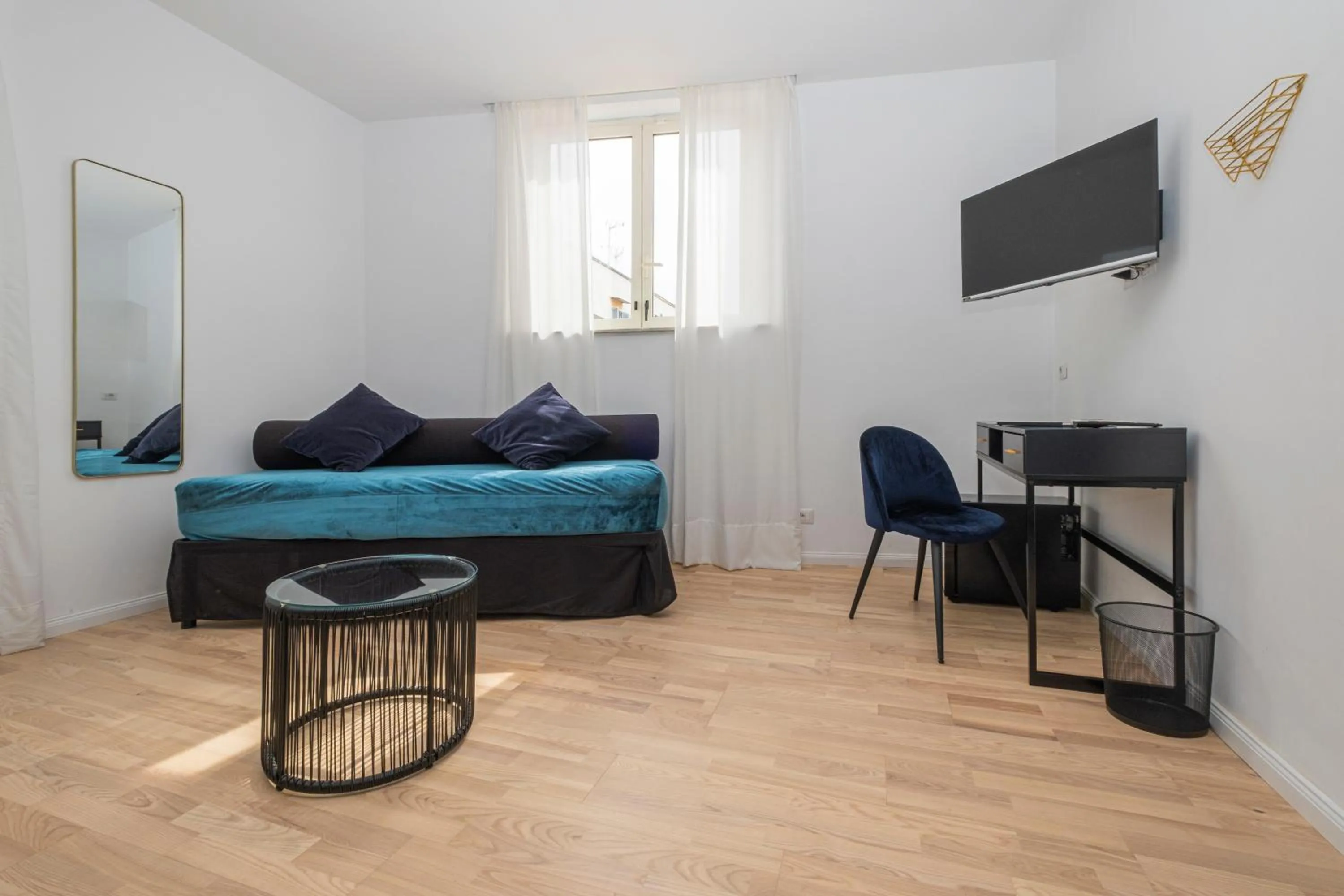 Bedroom, Bed in The Vista Rooms & Terrace