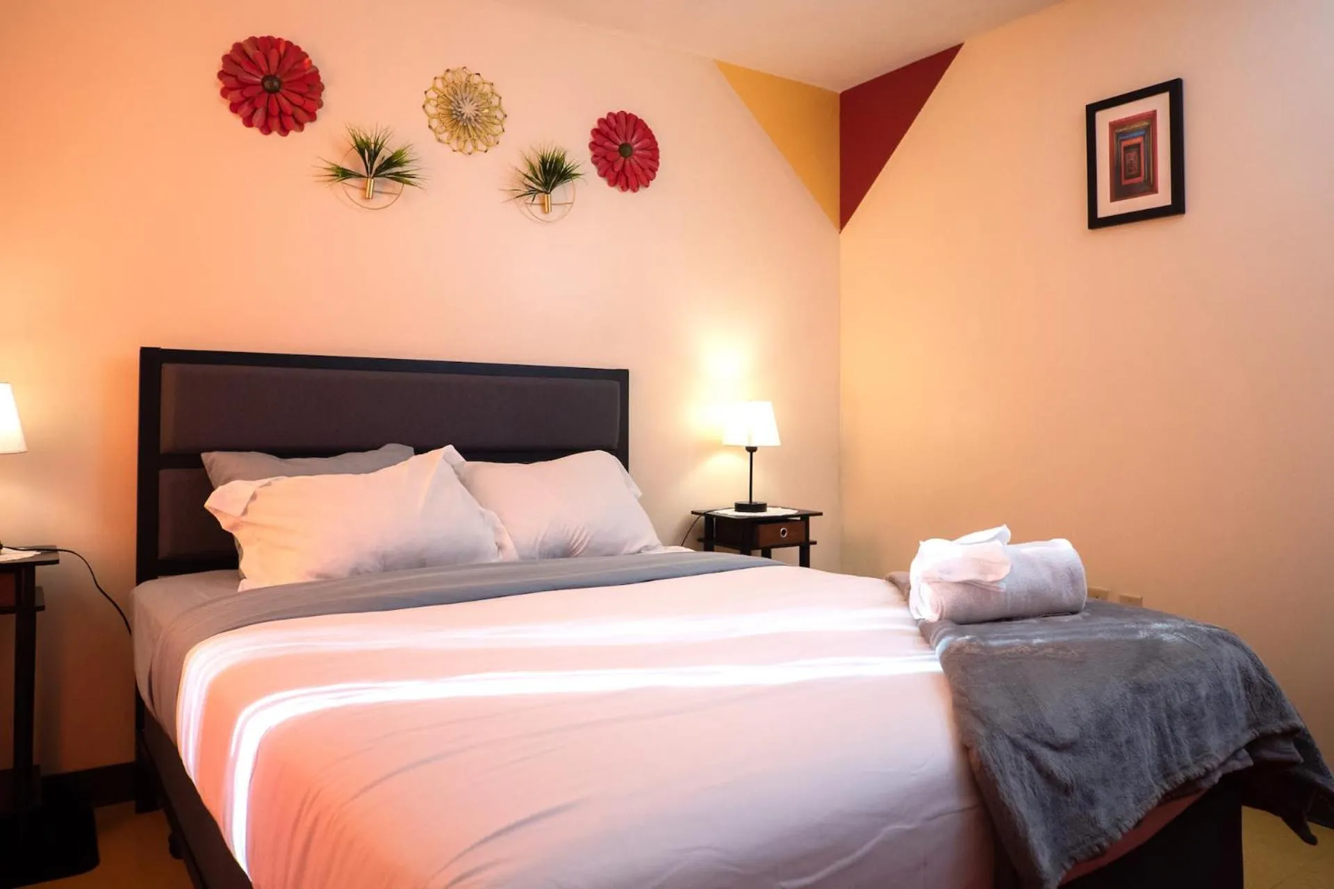 Bed in Stay Pittsburgh