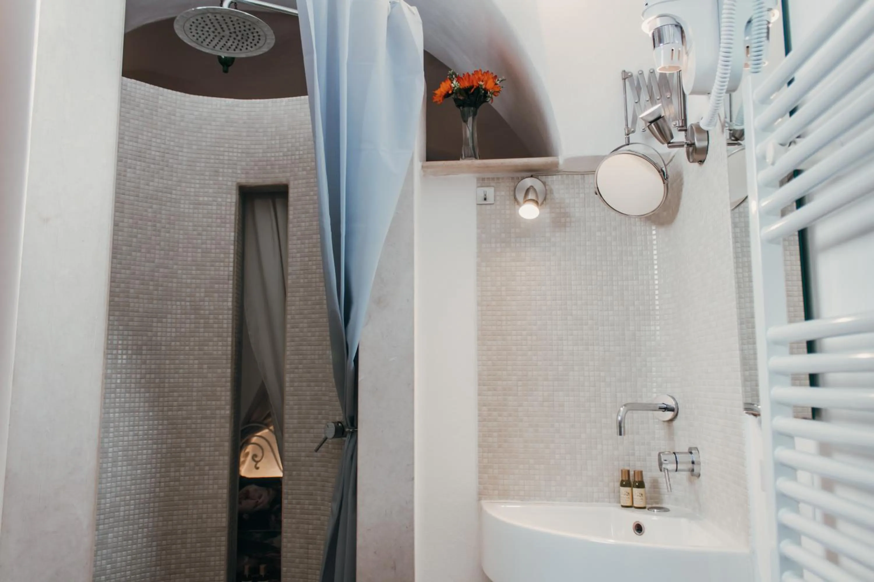 Shower in Dimora Antica Perla