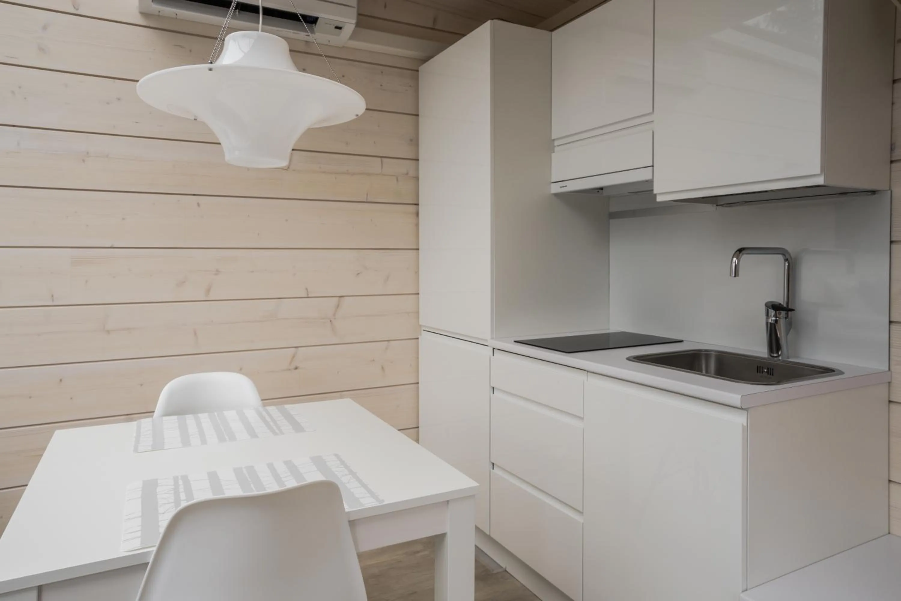 Kitchen or kitchenette in Iisakki Village