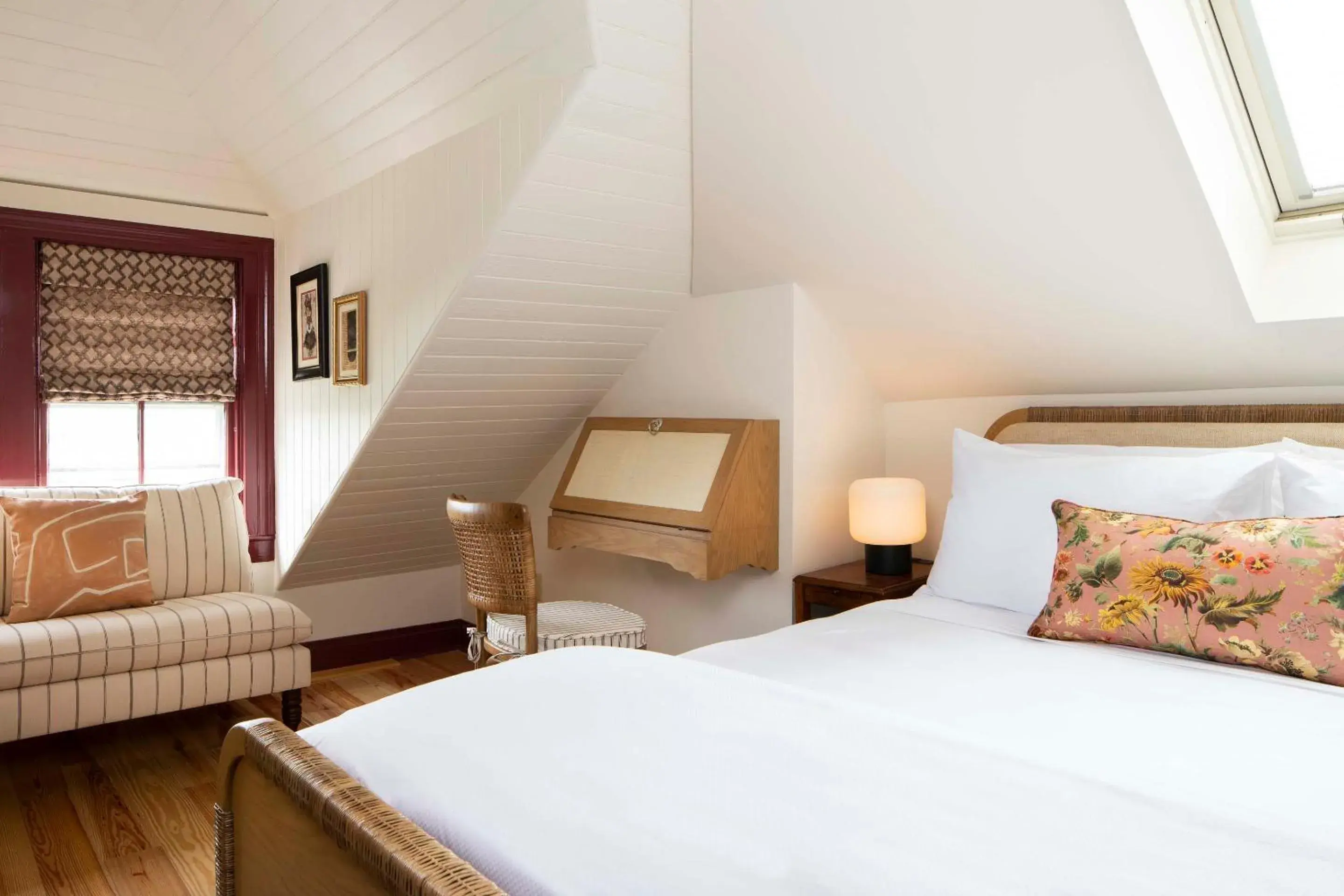 Cozy Queen with Detached Bath in Life House, Nantucket Cozy Queen with Detached Bath in Life House, Nantucket