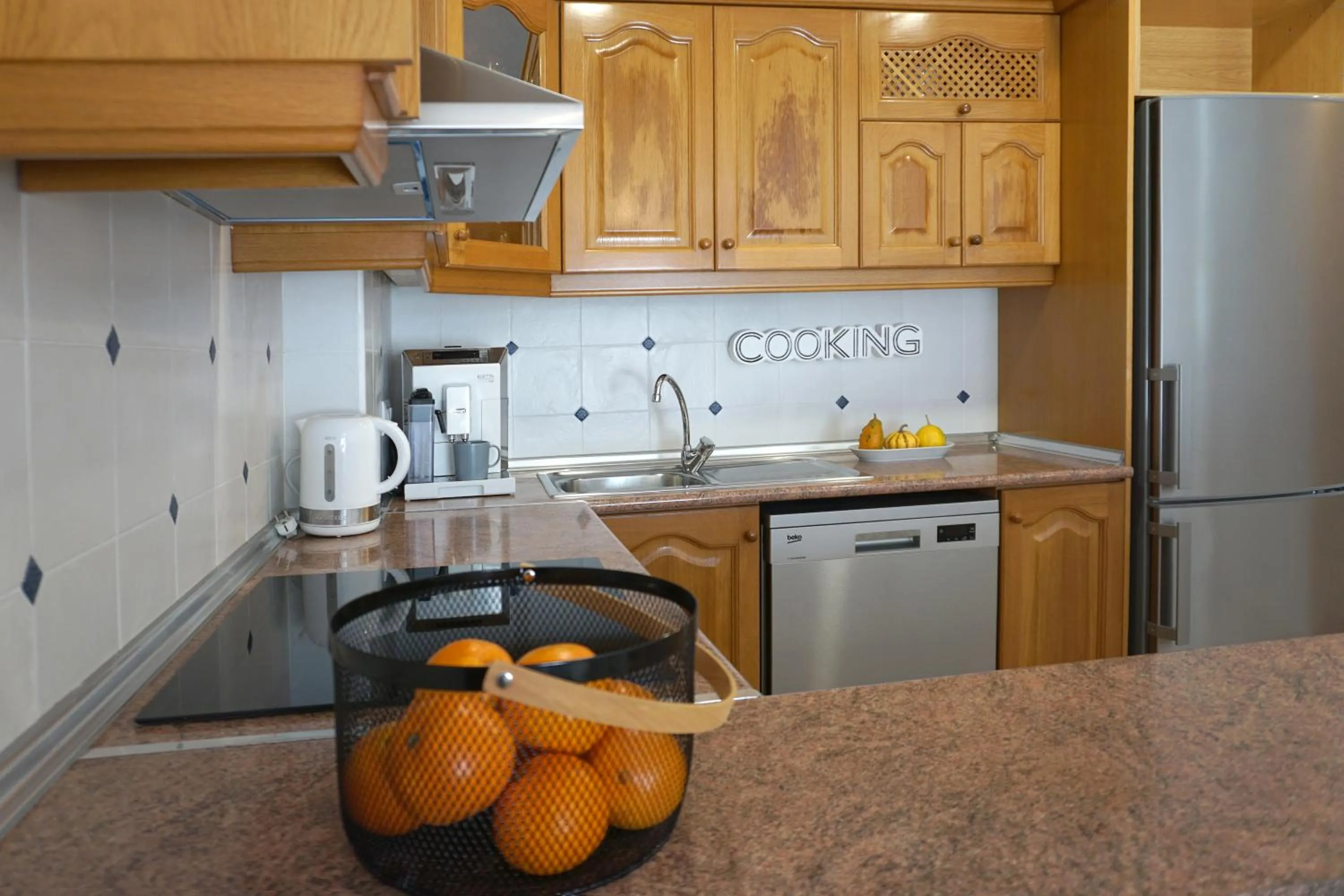 Kitchen or kitchenette in COSTA MARINA - Cabo Roig - Vista a piscina