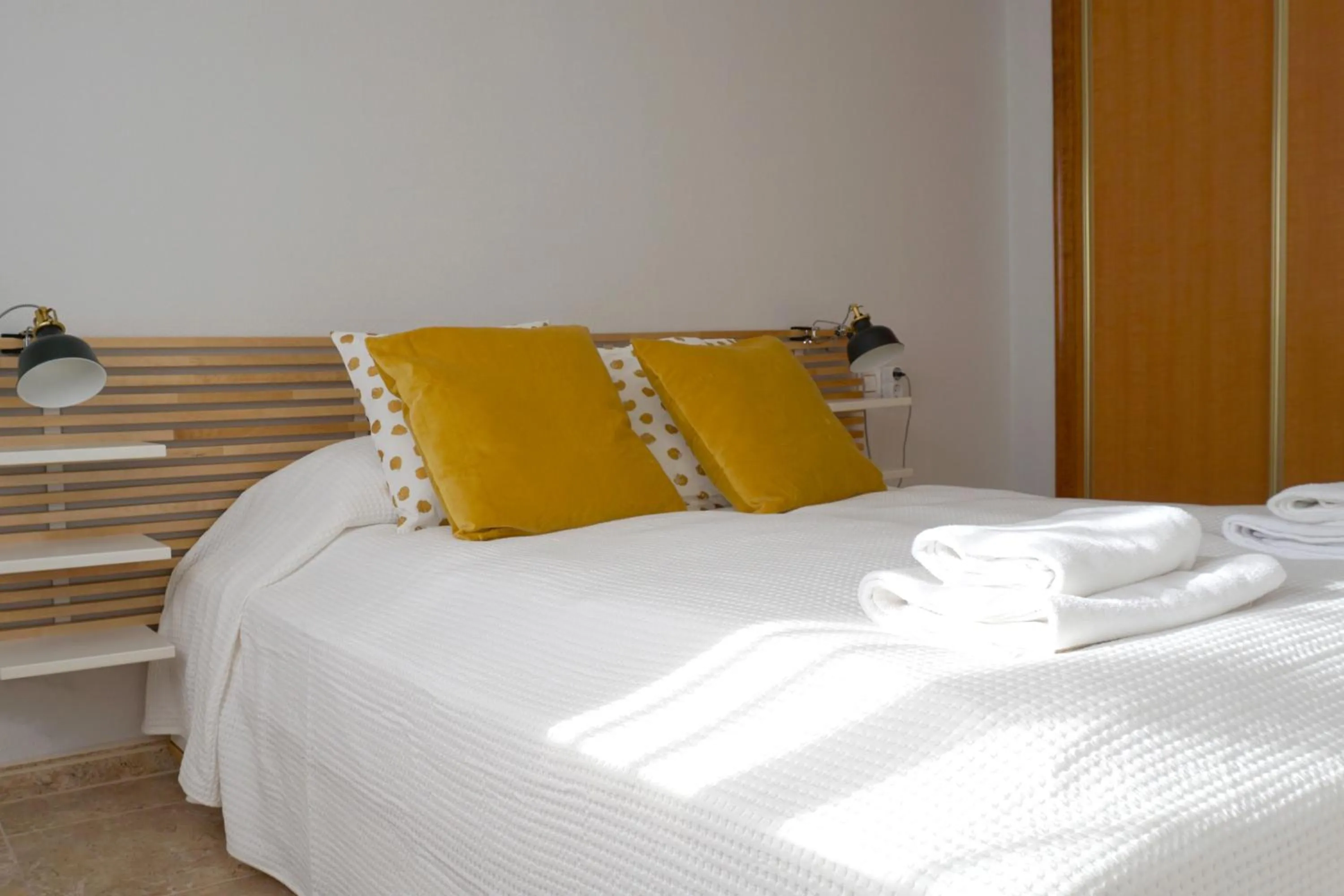 Bed in COSTA MARINA - Cabo Roig - Vista a piscina