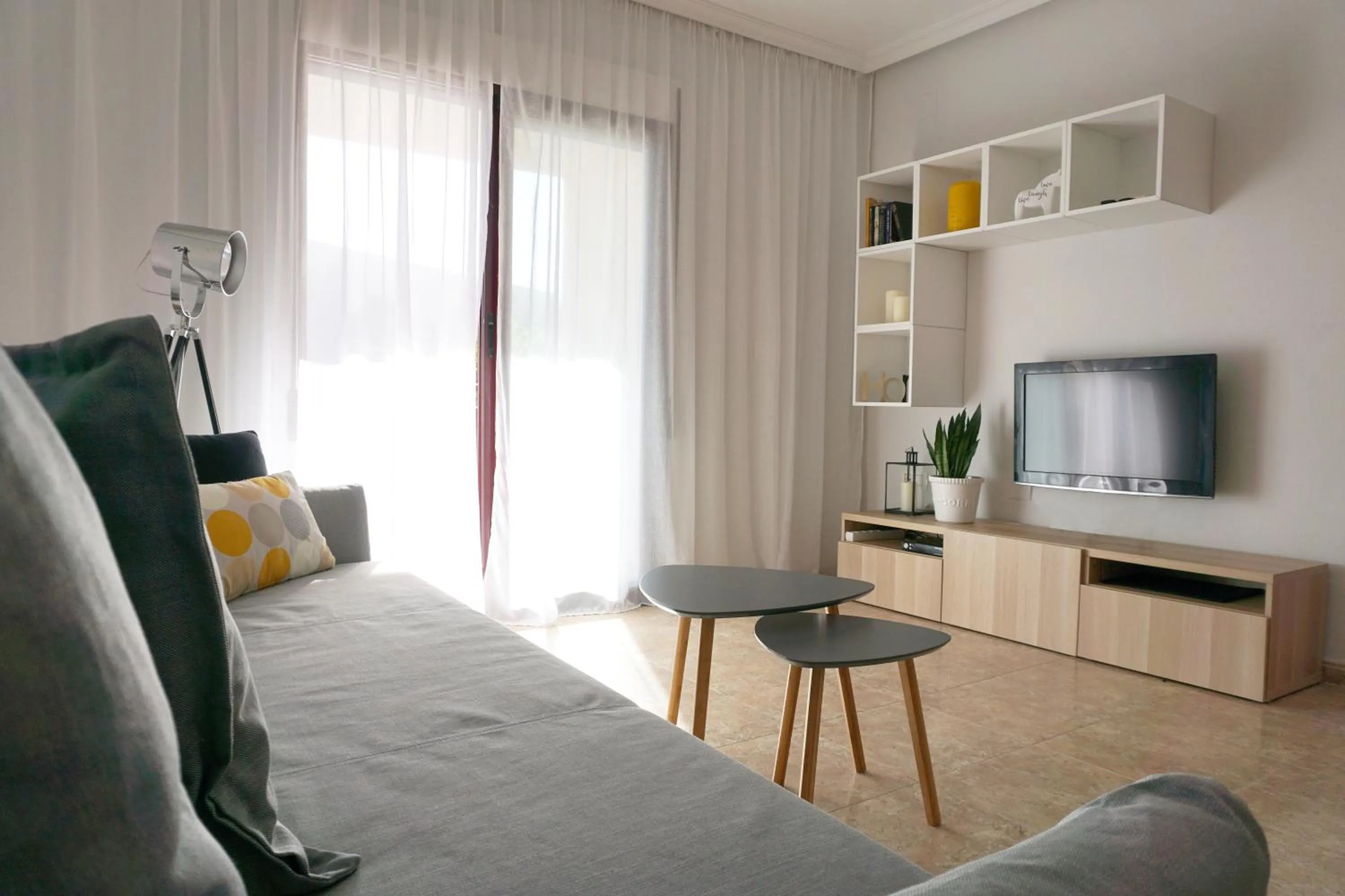 Living room in COSTA MARINA - Cabo Roig - Vista a piscina