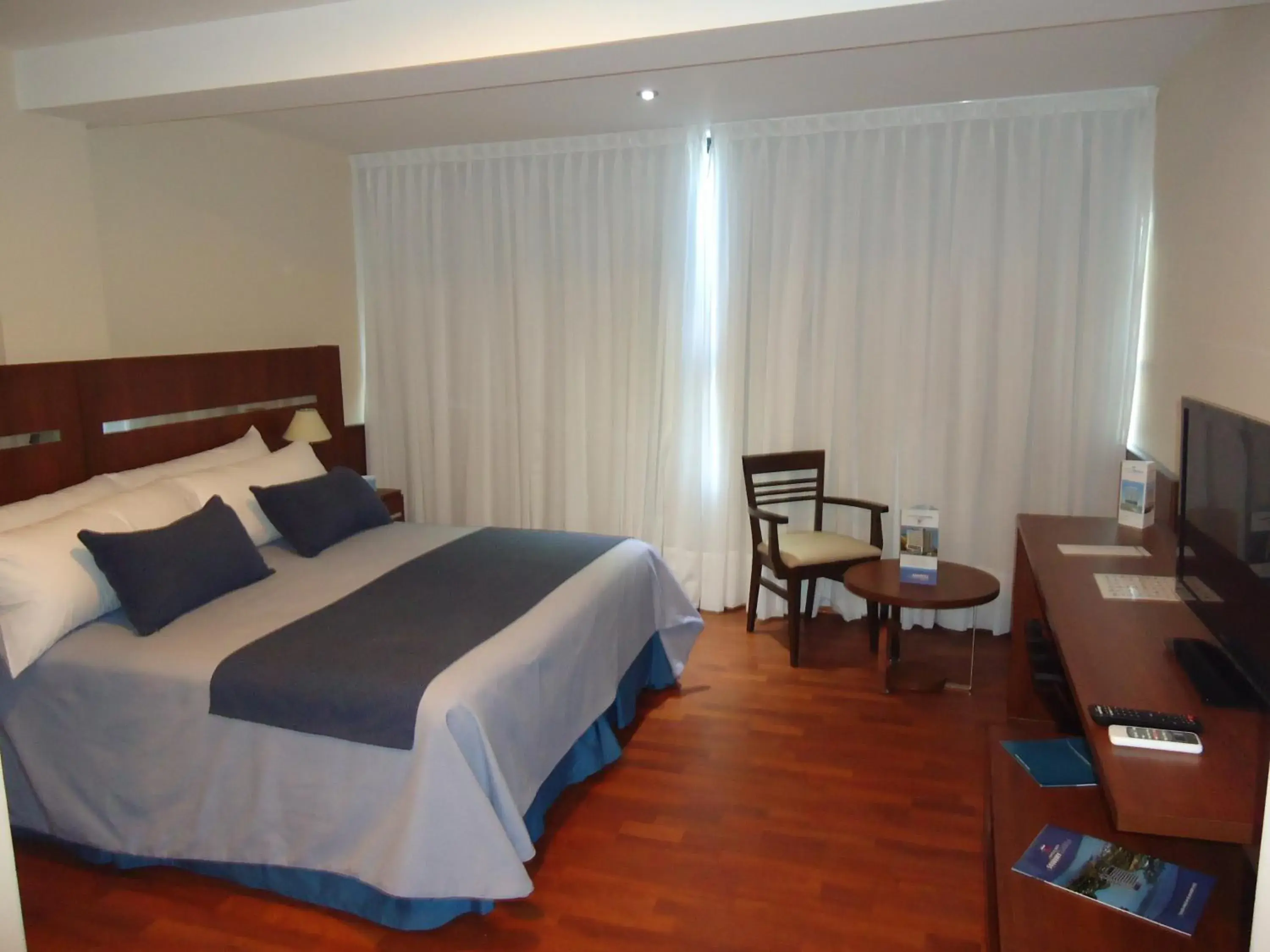 Executive Single Room in Puerto Amarras Hotel & Suites Executive Single Room in Puerto Amarras Hotel & Suites