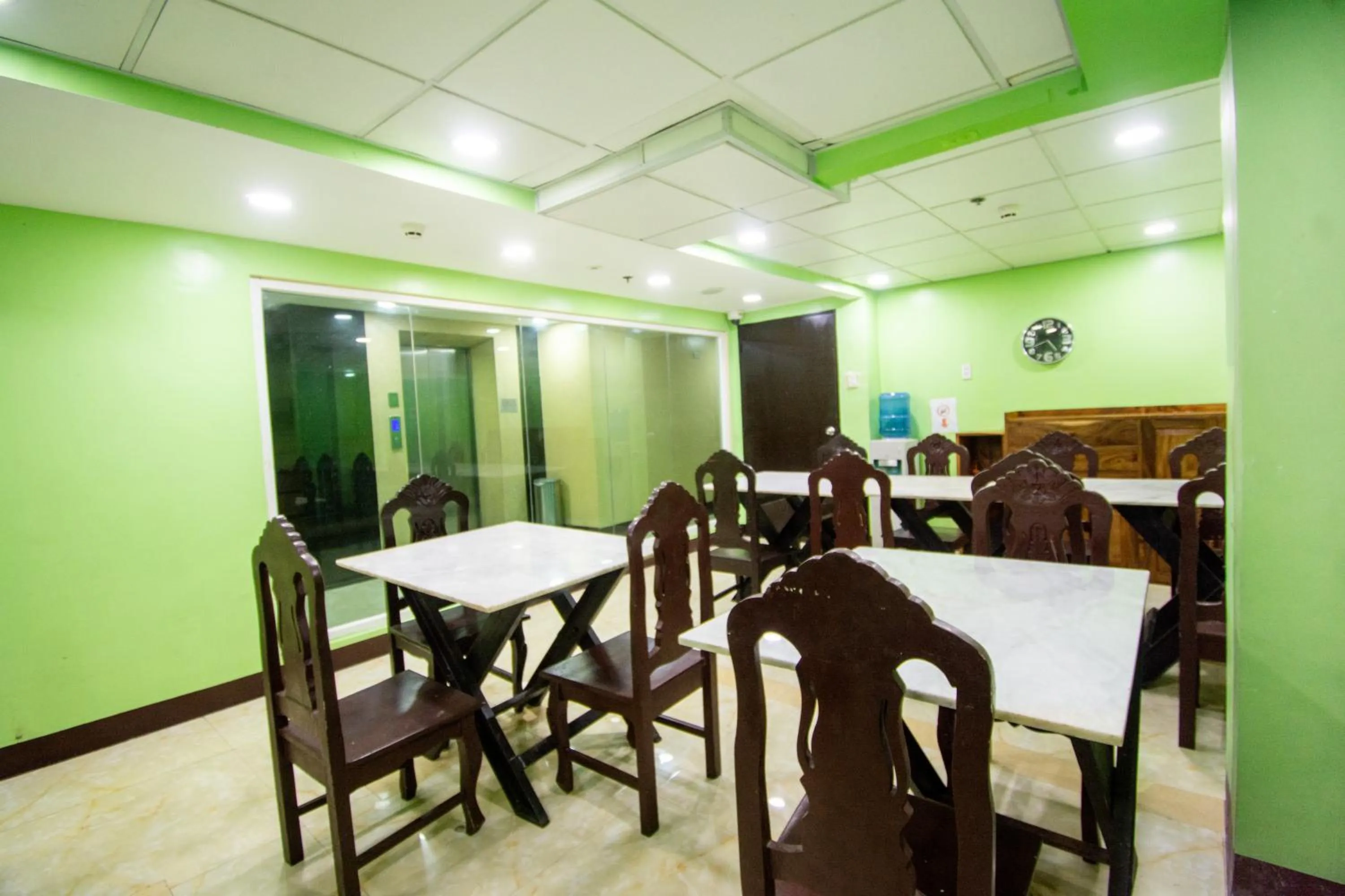 Emerald Island Hotel