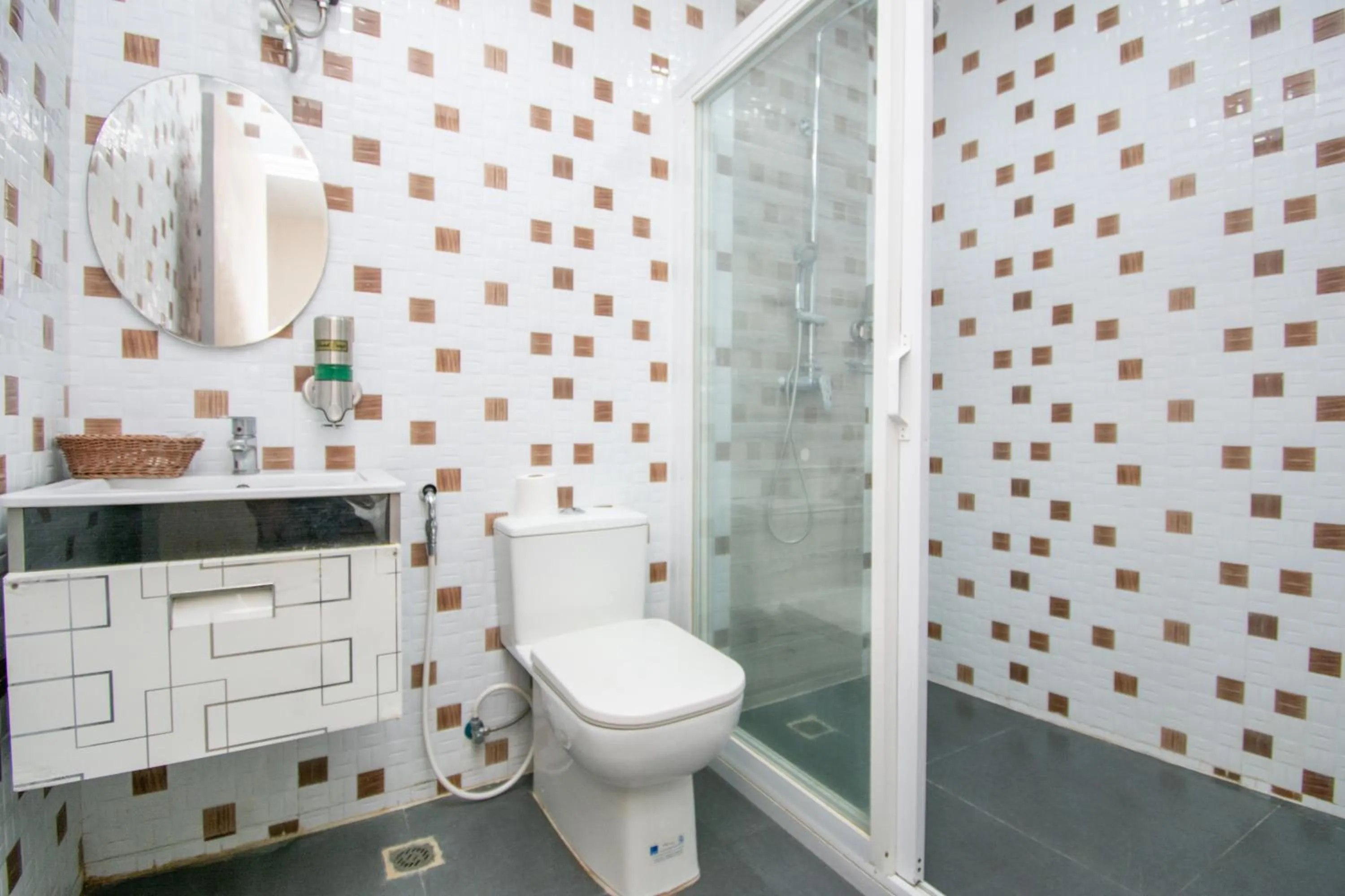 Emerald Island Hotel