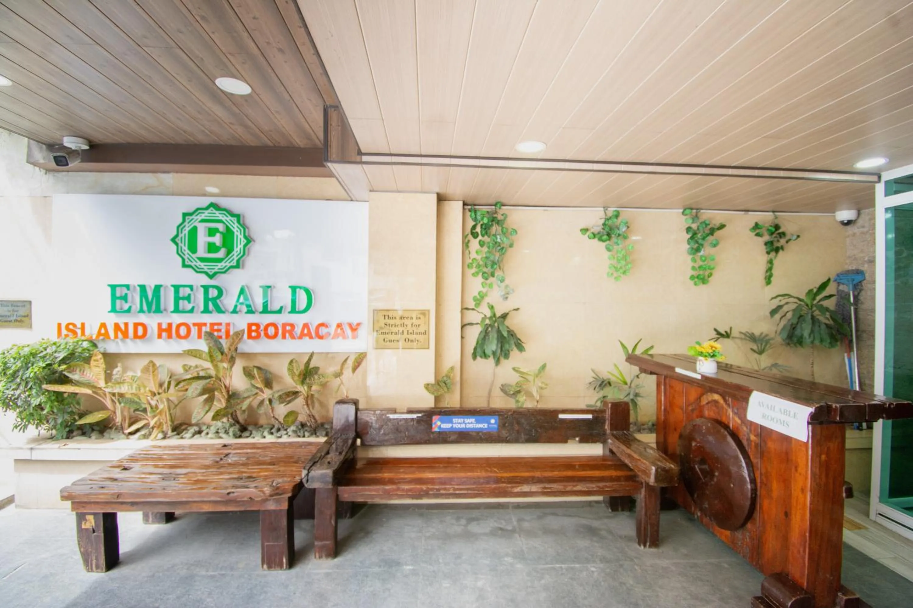 Emerald Island Hotel