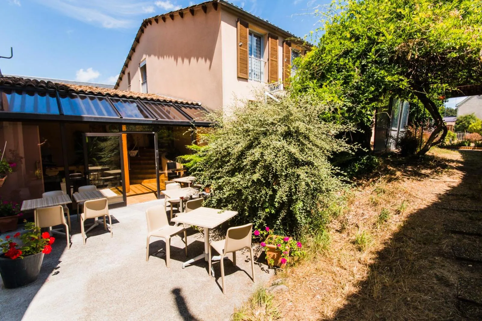 Patio in Les Messageries