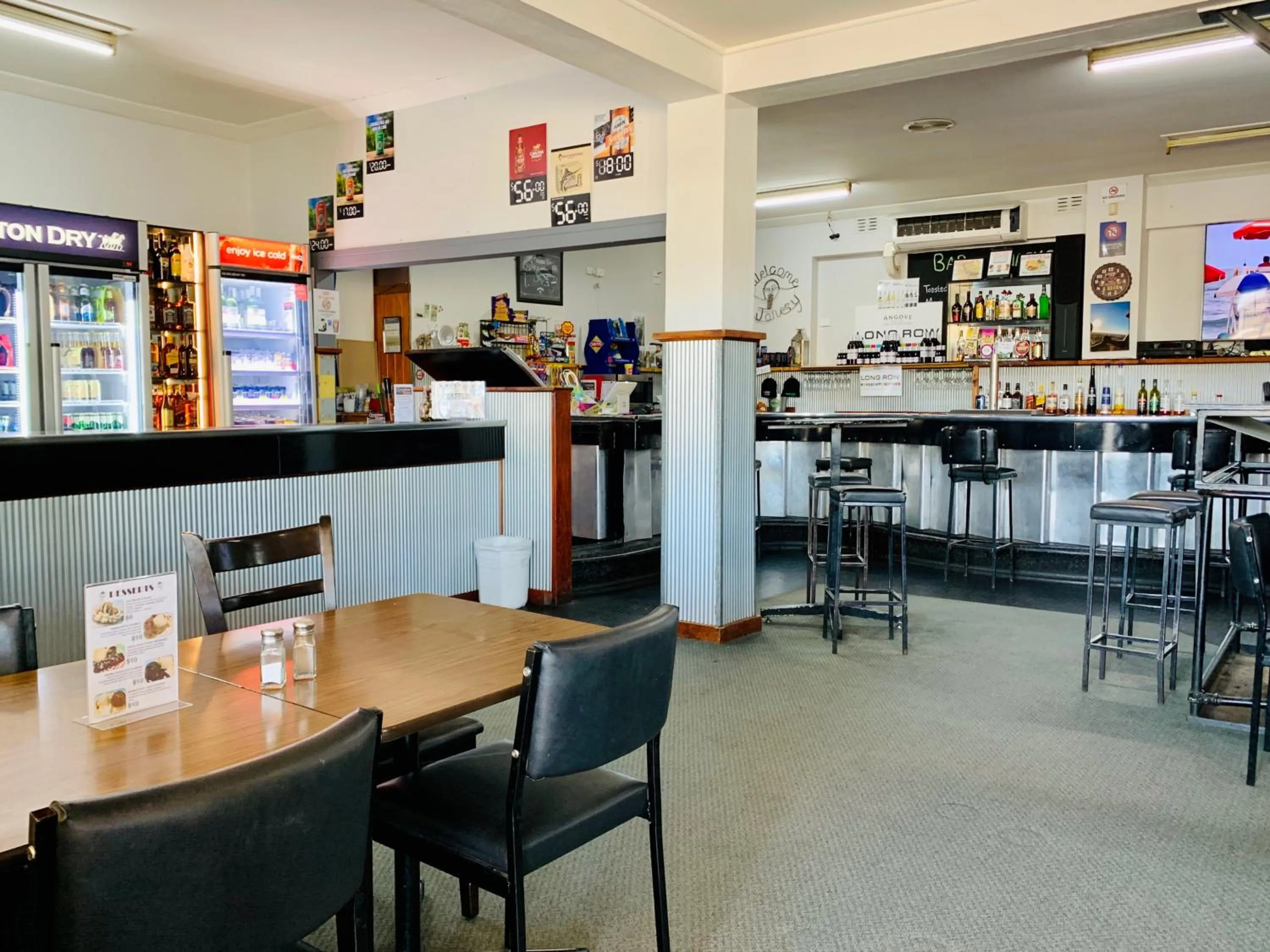 Restaurant/places to eat in Coonalpyn Hotel