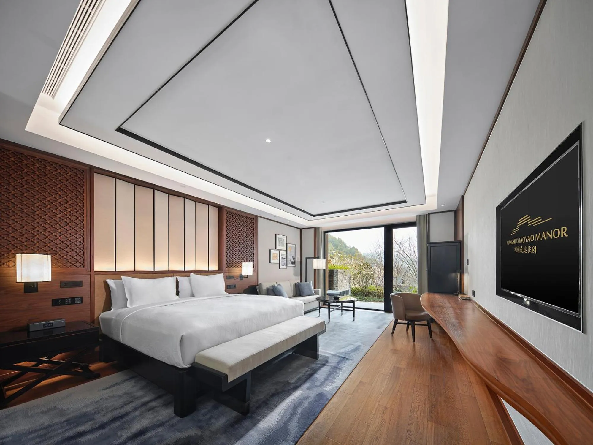 Photo of the whole room, Bed in Xianghu Xiaoyao Manor