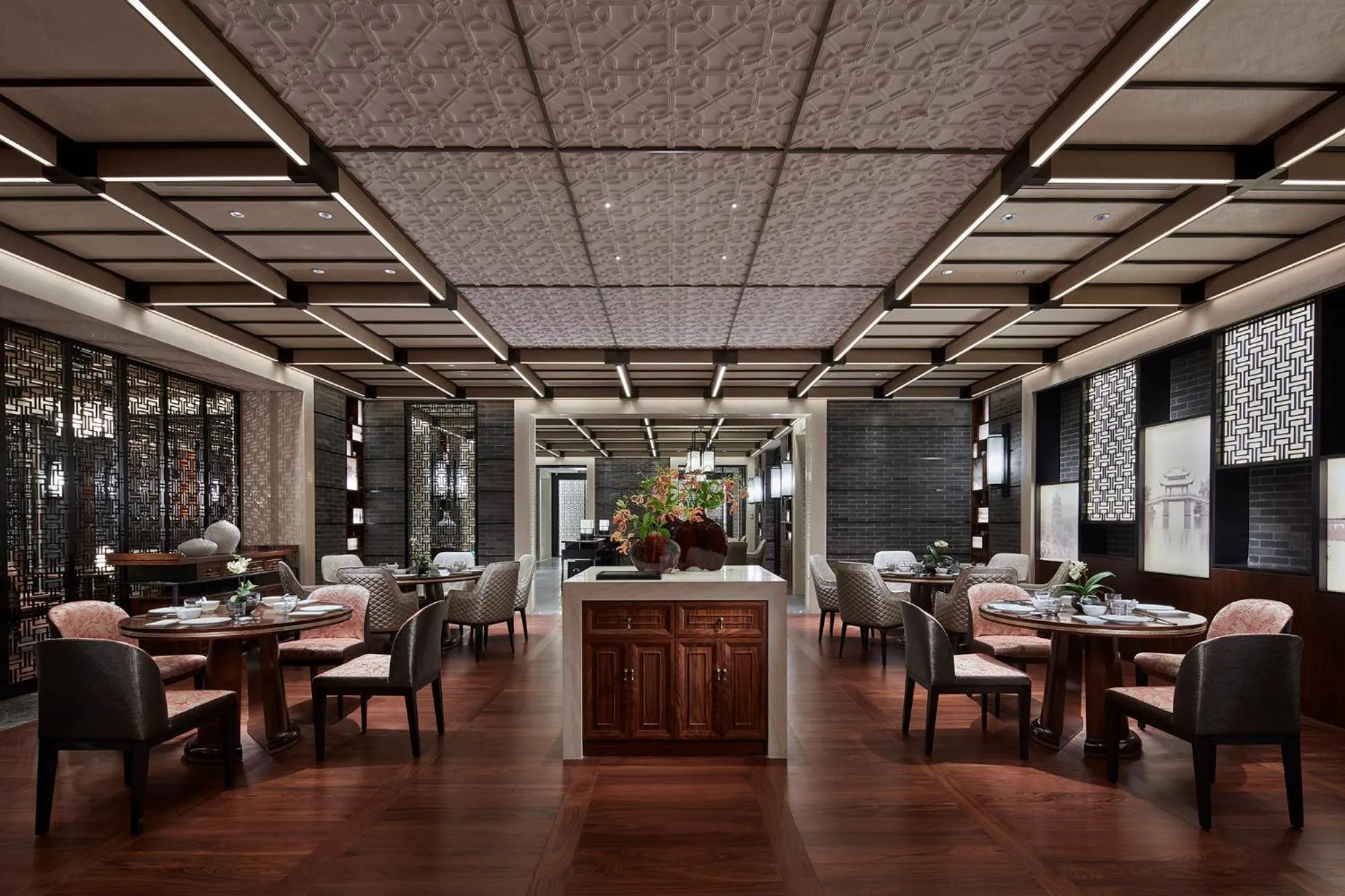 Restaurant/places to eat in Xianghu Xiaoyao Manor