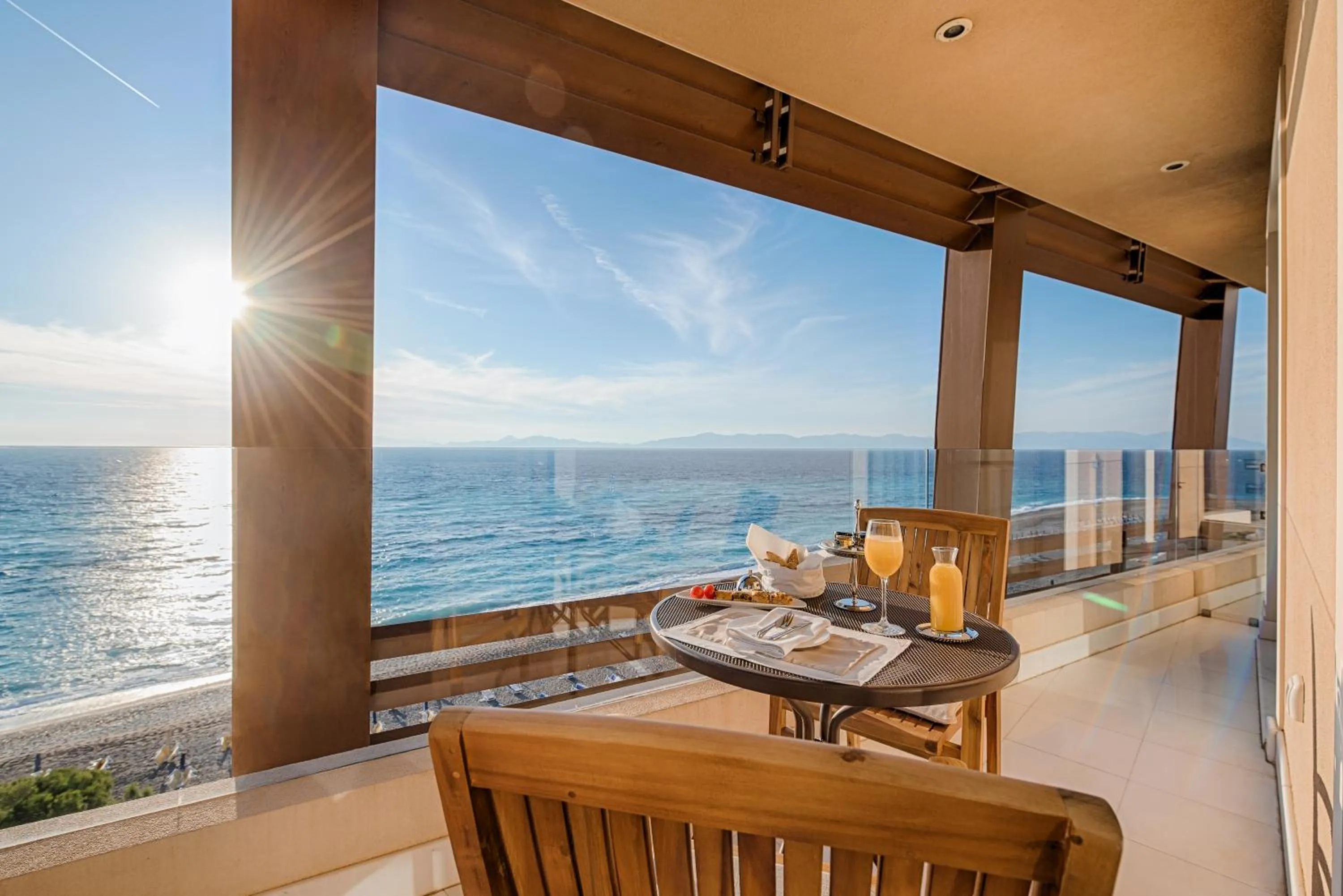 Balcony/Terrace in Bellevue On The Beach Suites