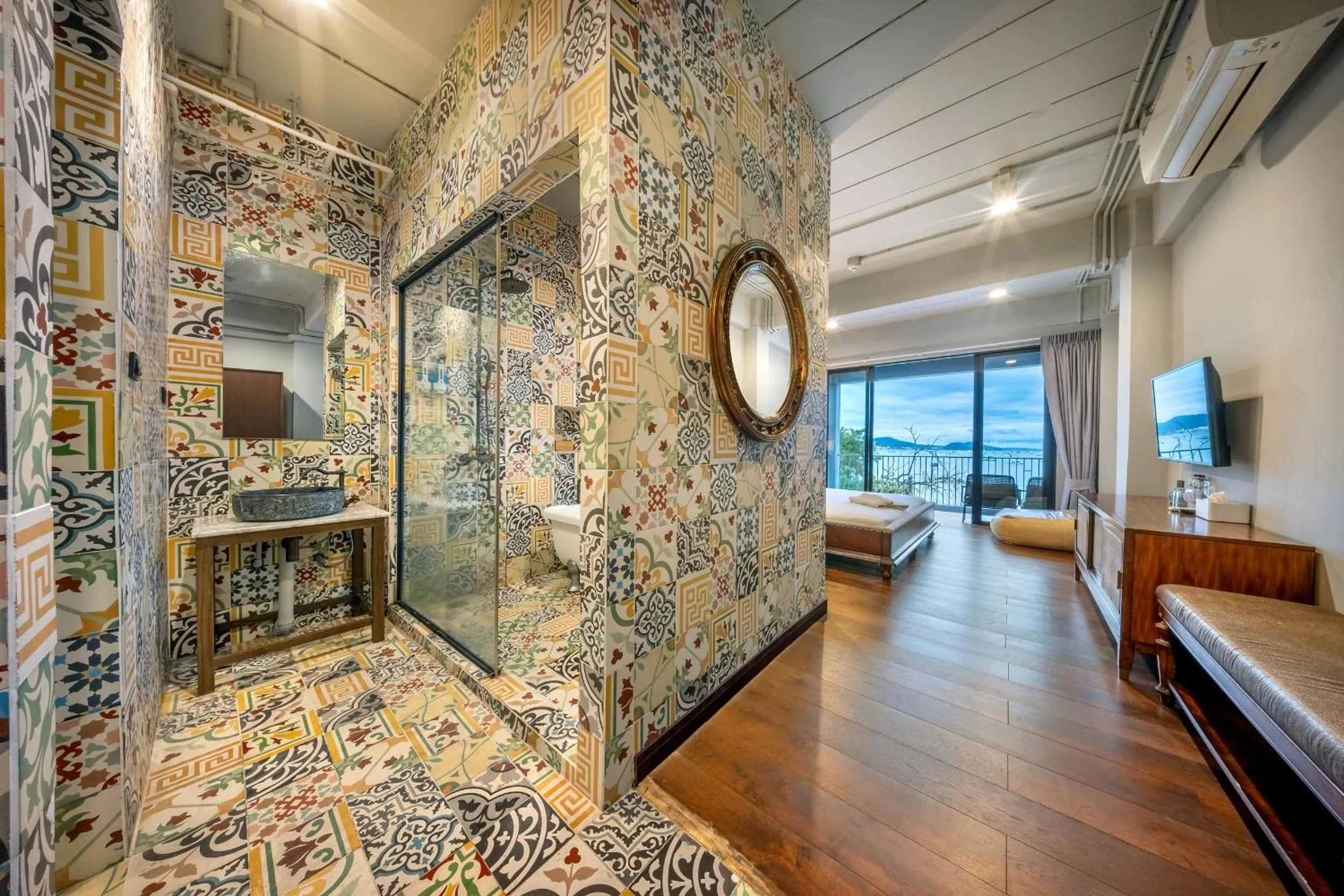 Bed in SHIN Arch39 Phuket Beach Front - SHA Plus