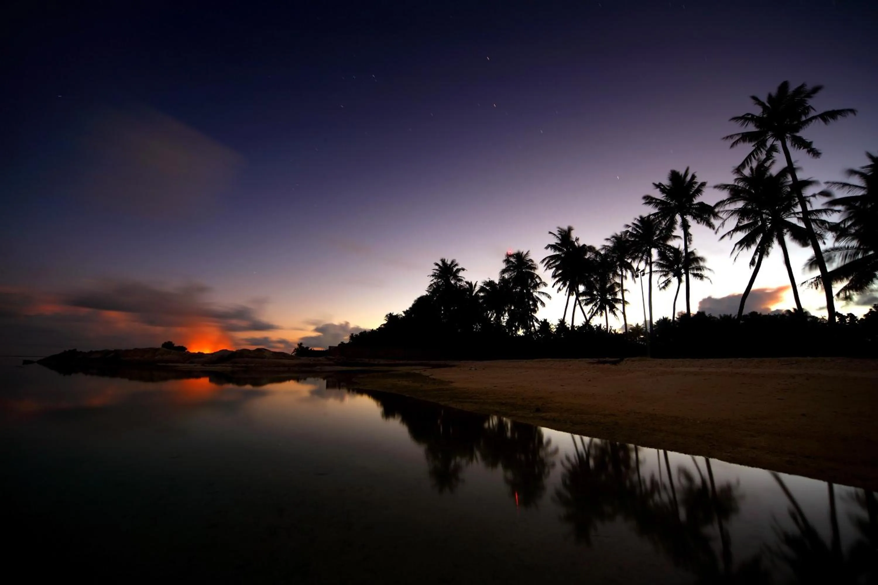 Night in Crown Beach Villas -Private Beach